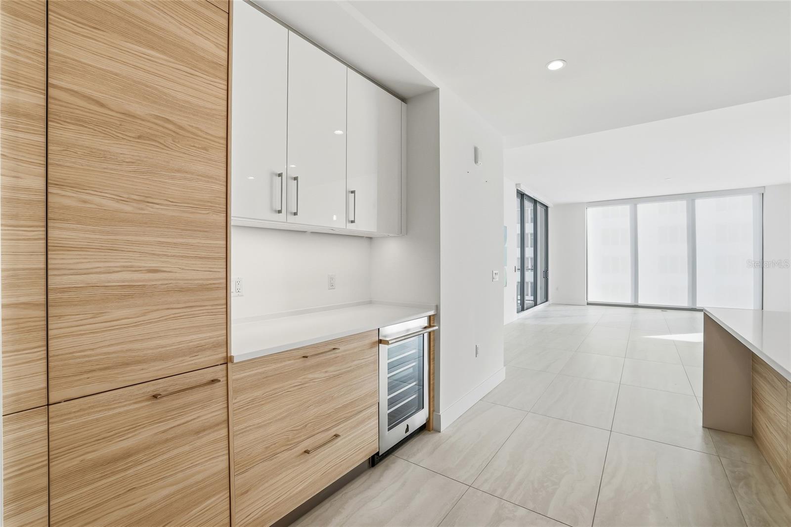 Image 21 of 65 For 301 1st Street S 807