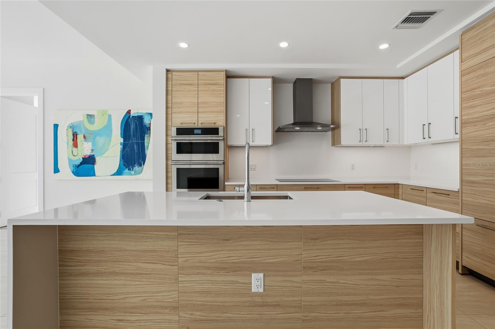 Image 30 of 65 For 301 1st Street S 807