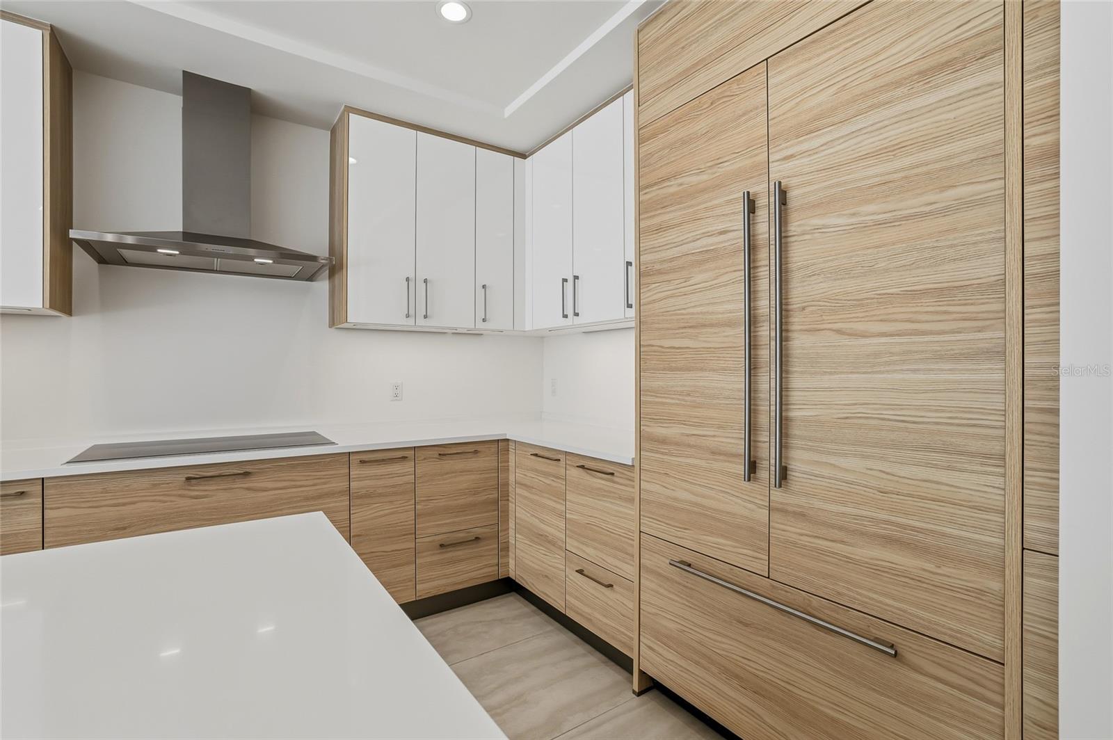 Image 31 of 65 For 301 1st Street S 807