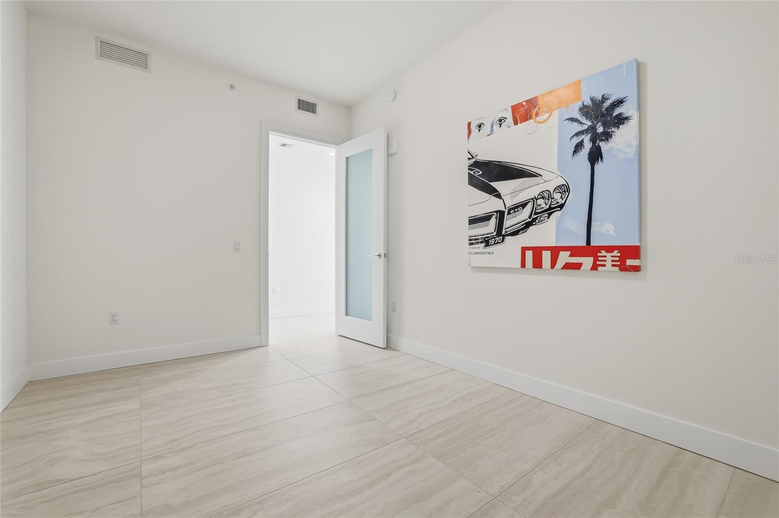 Image 37 of 65 For 301 1st Street S 807