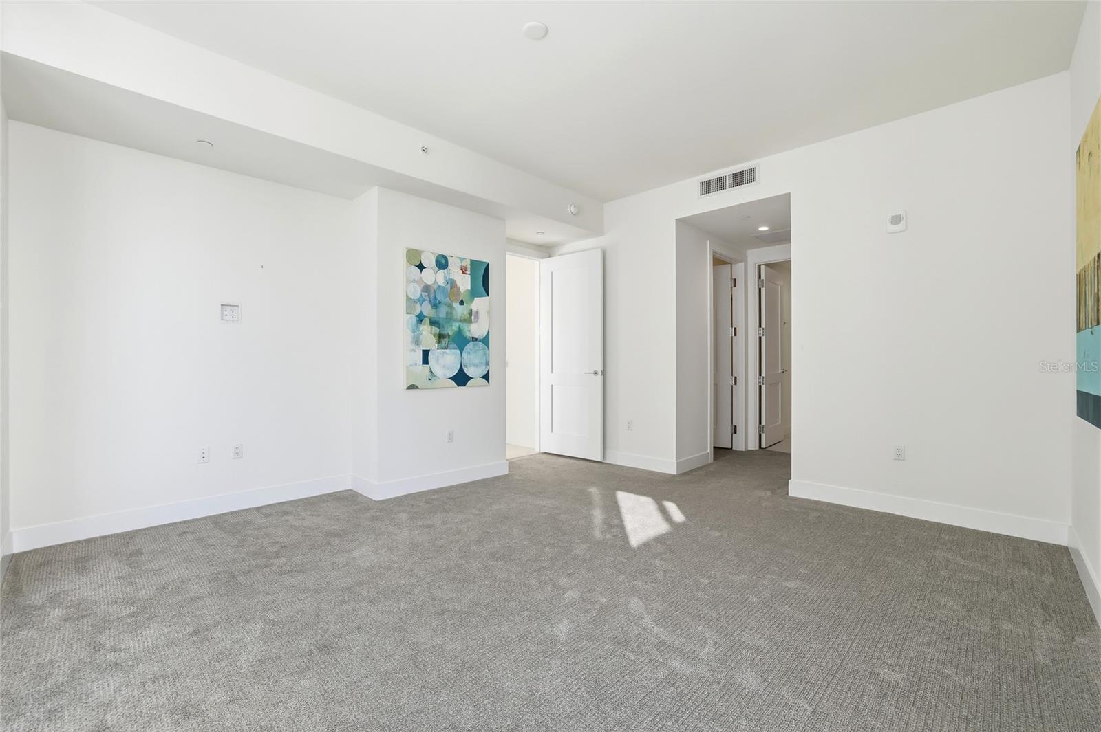 Image 46 of 65 For 301 1st Street S 807