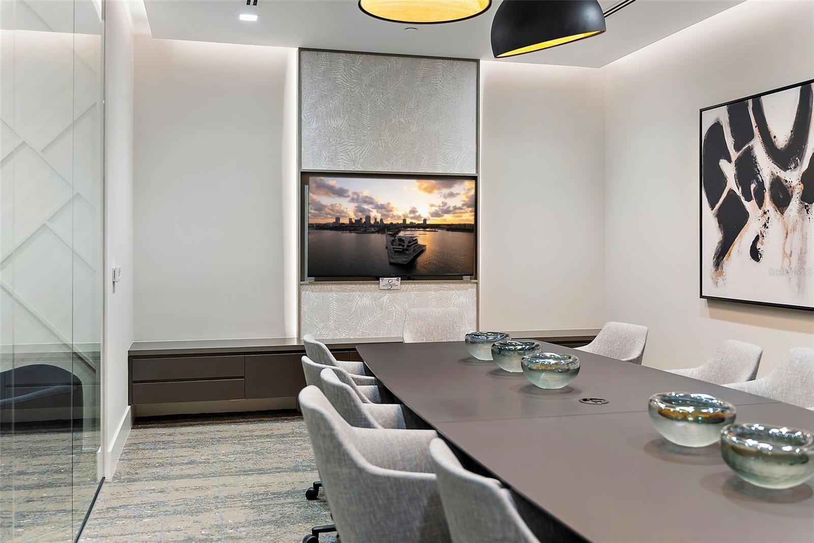 Image 9 of 65 For 301 1st Street S 807