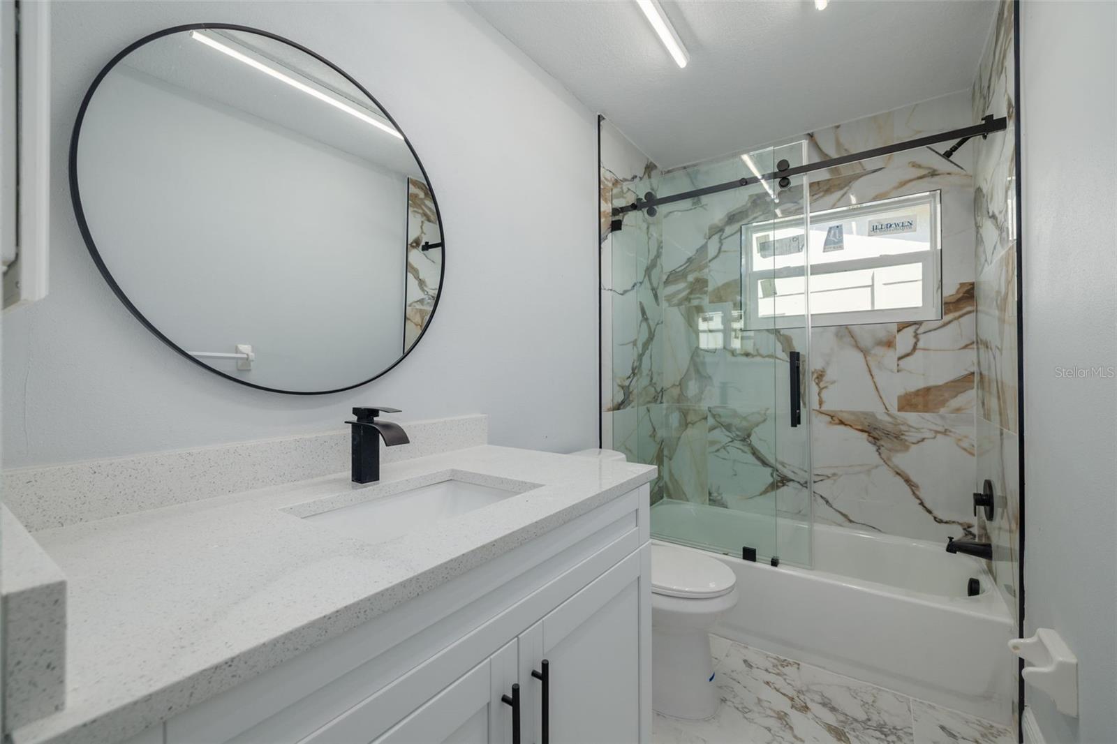 Image 19 of 33 For 2436 Beacon Groves Boulevard