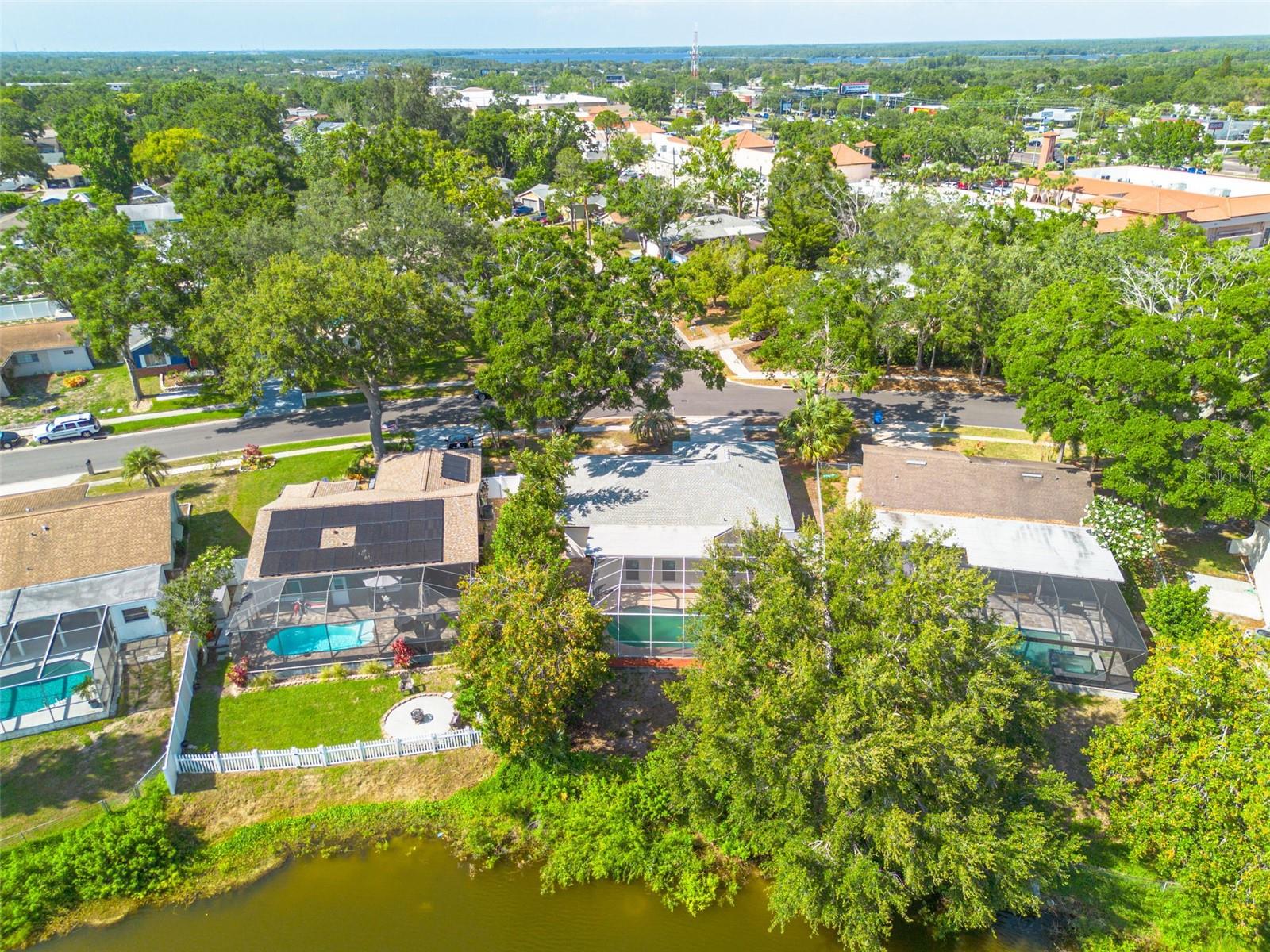 Image 29 of 33 For 2436 Beacon Groves Boulevard