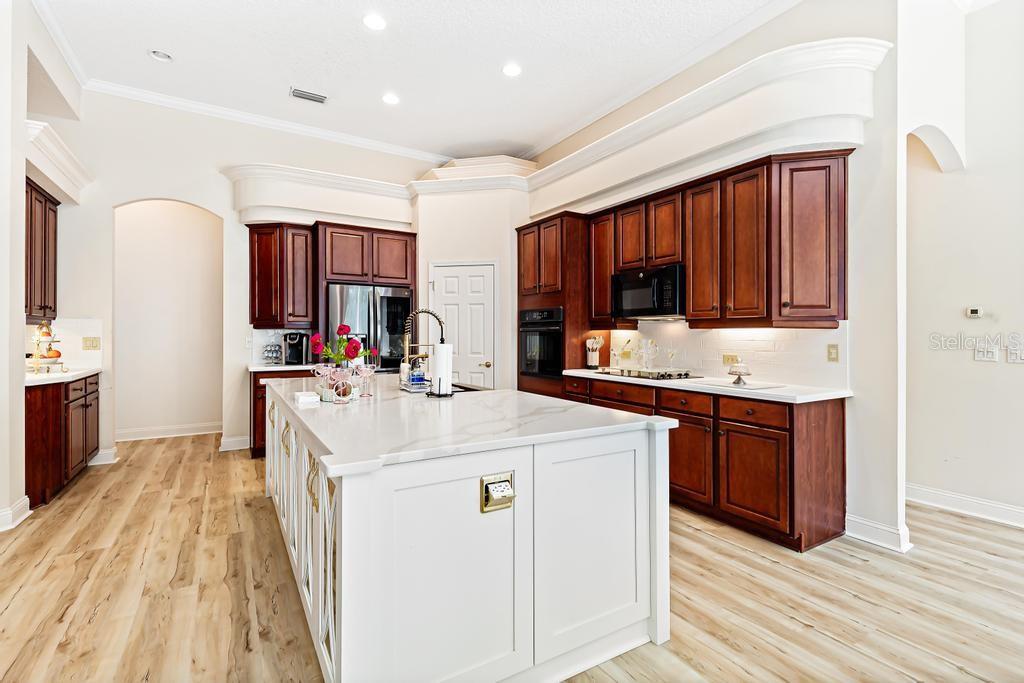 Image 31 of 100 For 7843 Mount Ranier Drive