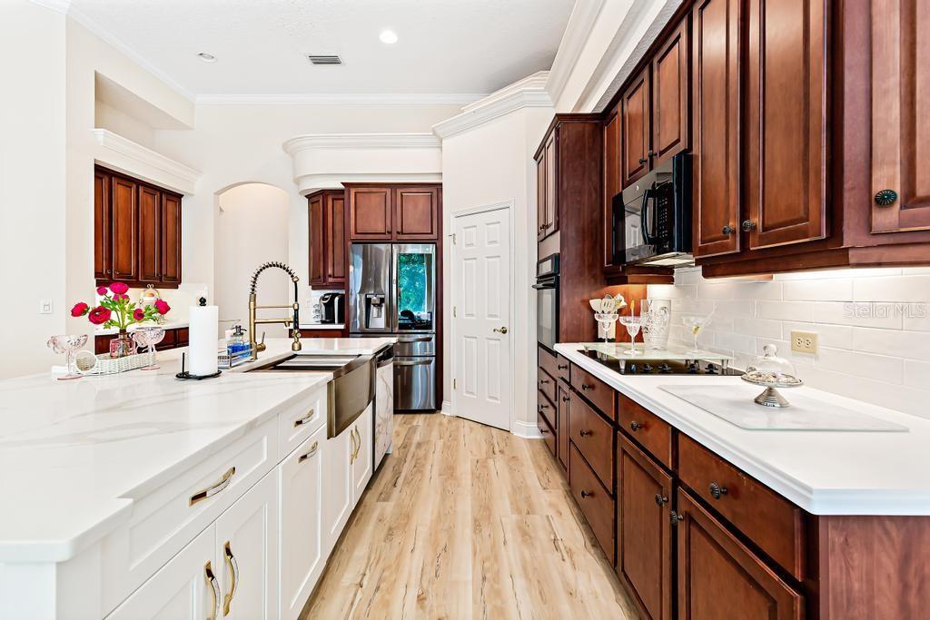 Image 32 of 100 For 7843 Mount Ranier Drive