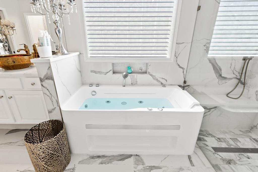 Image 60 of 100 For 7843 Mount Ranier Drive