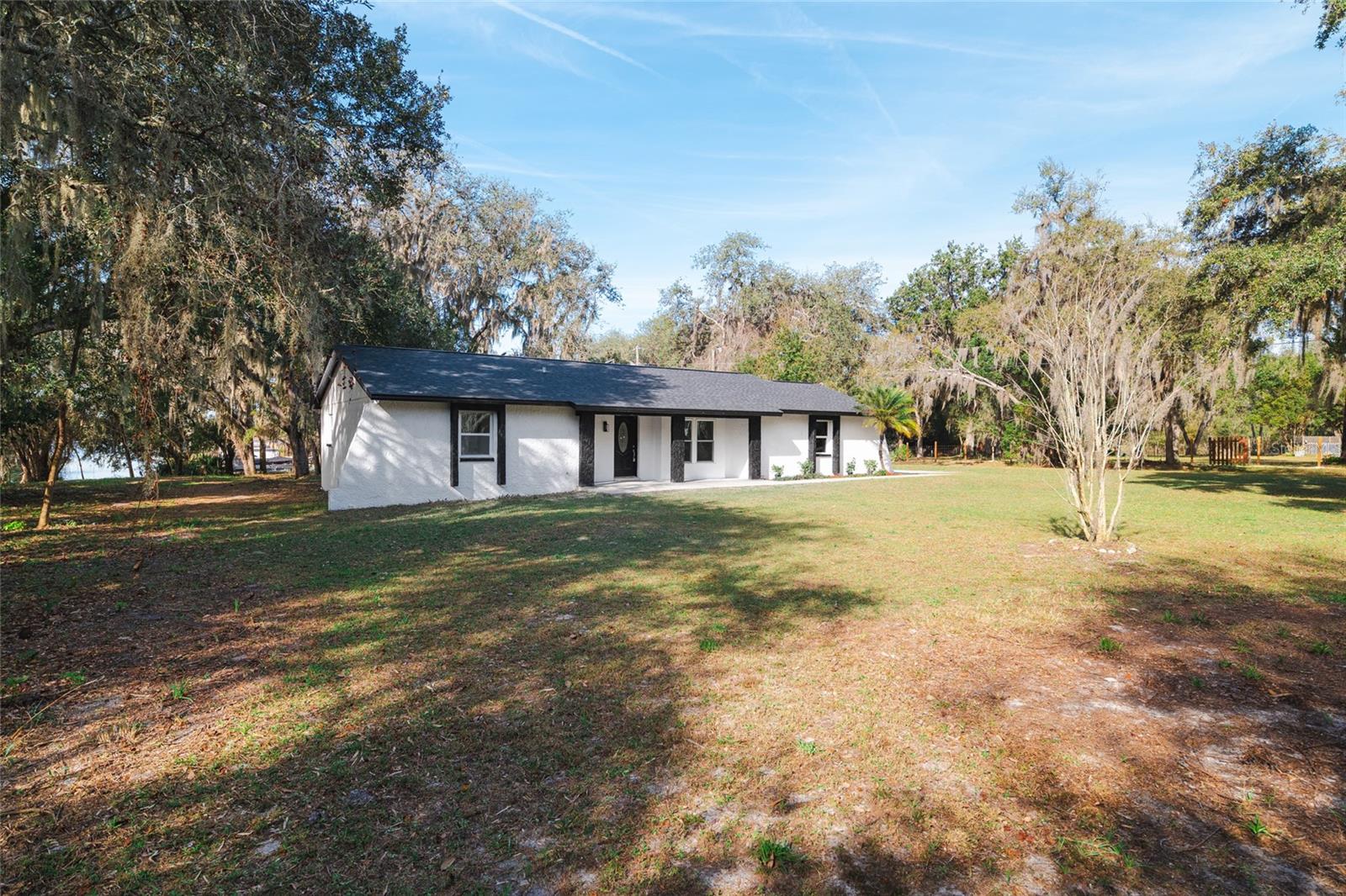 Image 20 of 39 For 8807 Overlook Drive