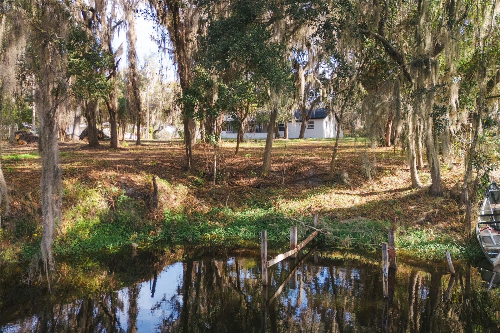 Image 31 of 39 For 8807 Overlook Drive