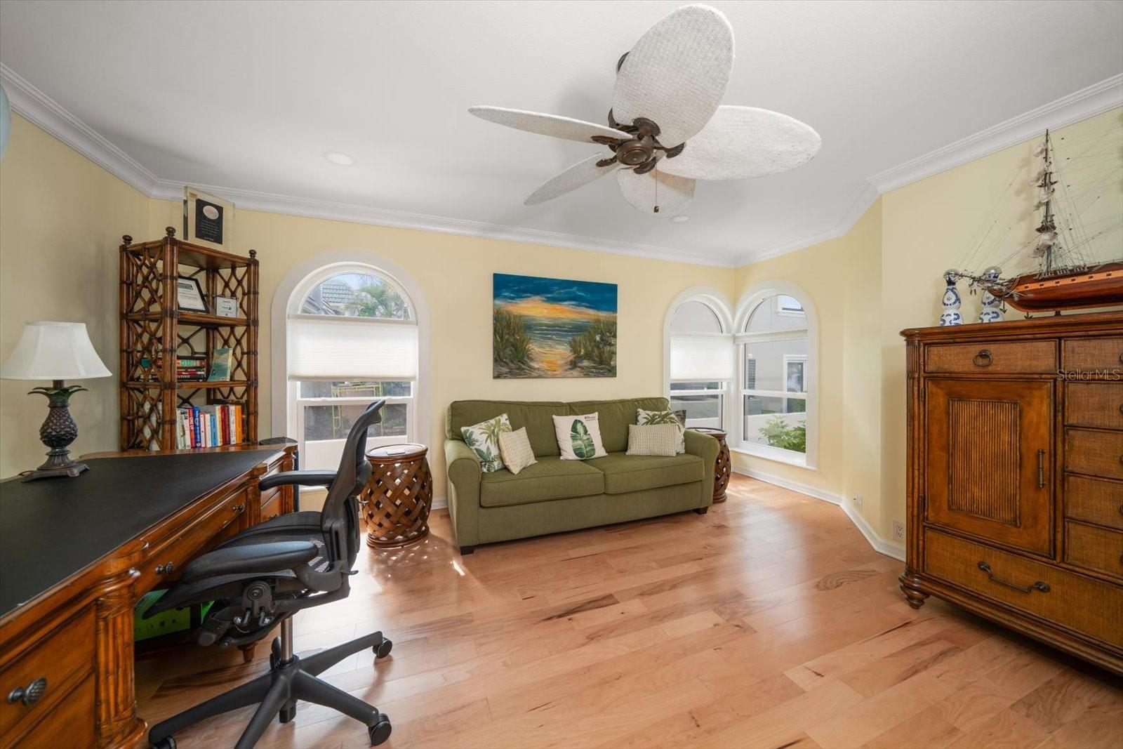 Image 23 of 73 For 15564 Gulf Boulevard