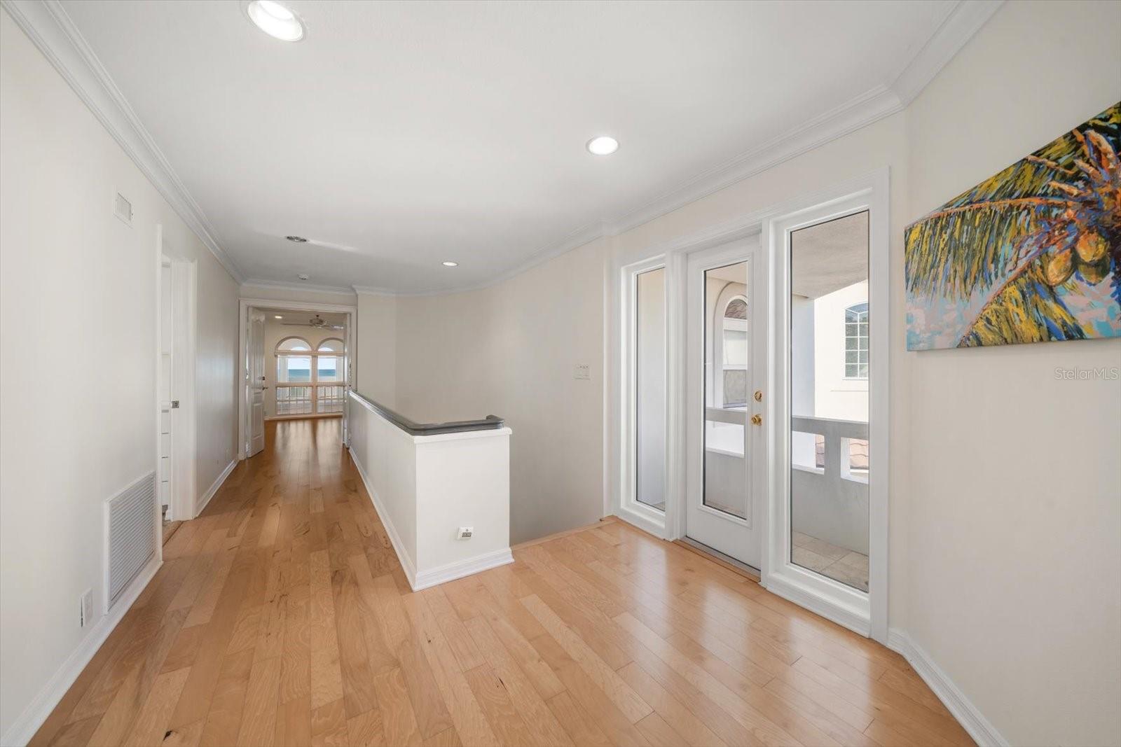 Image 25 of 73 For 15564 Gulf Boulevard