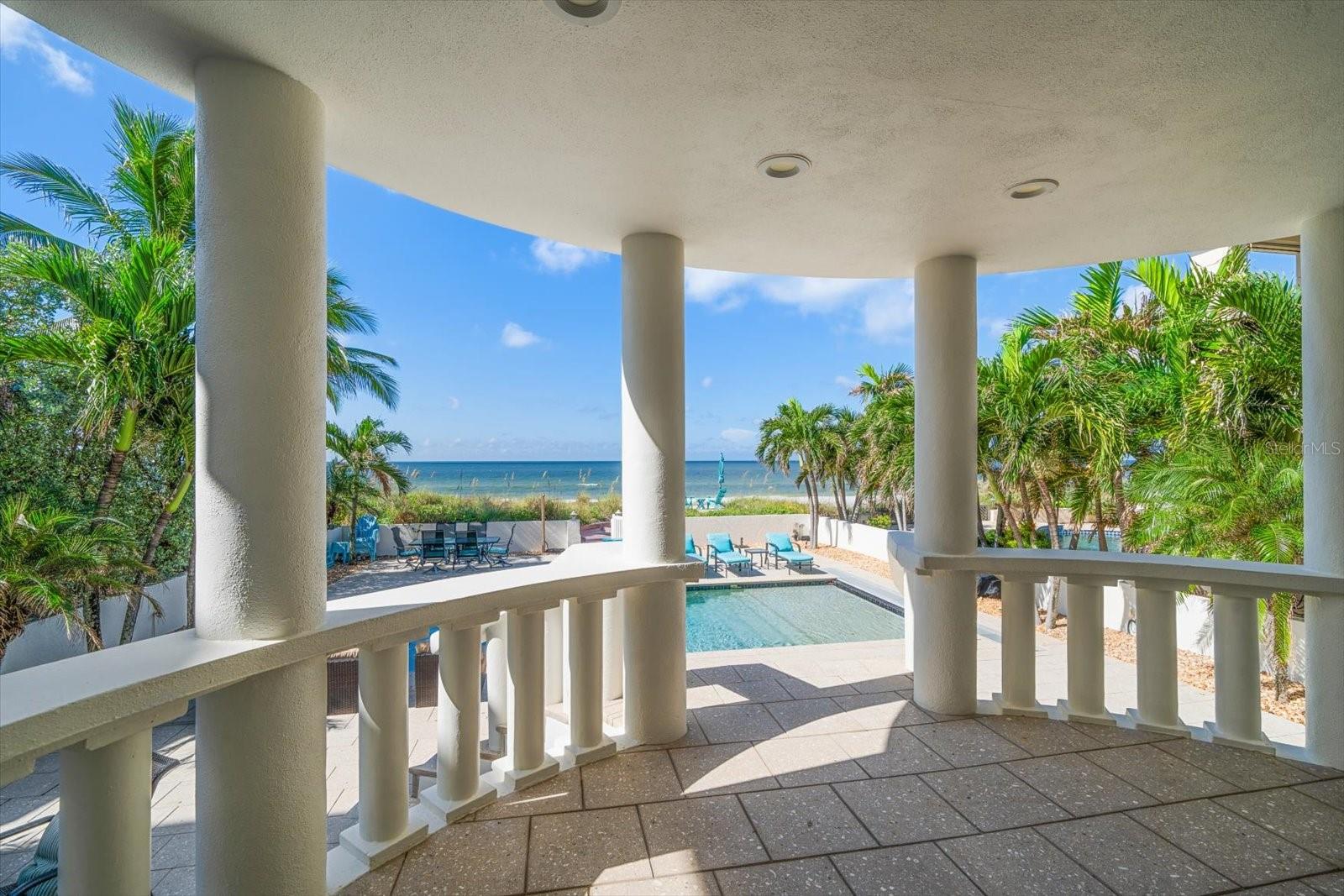 Image 50 of 73 For 15564 Gulf Boulevard