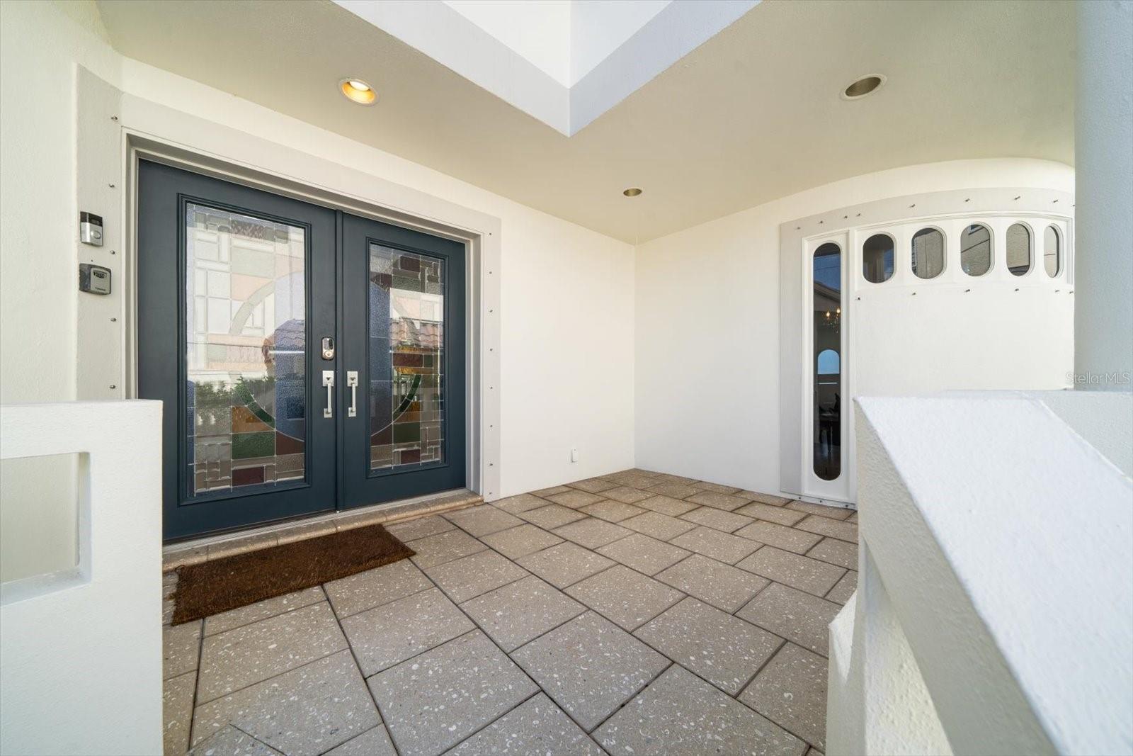 Image 7 of 73 For 15564 Gulf Boulevard