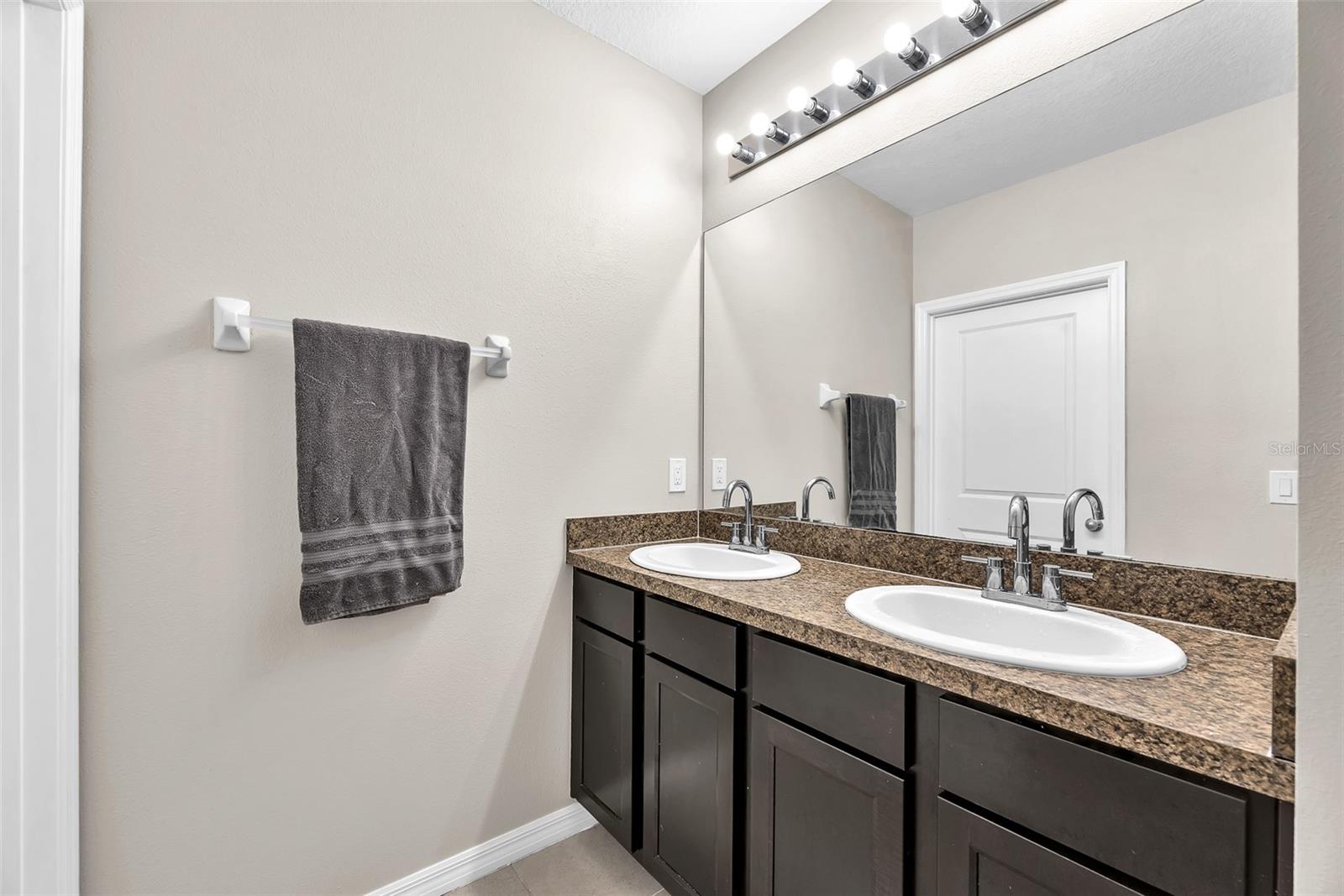 Image 17 of 28 For 14135 Arbor Pines Drive