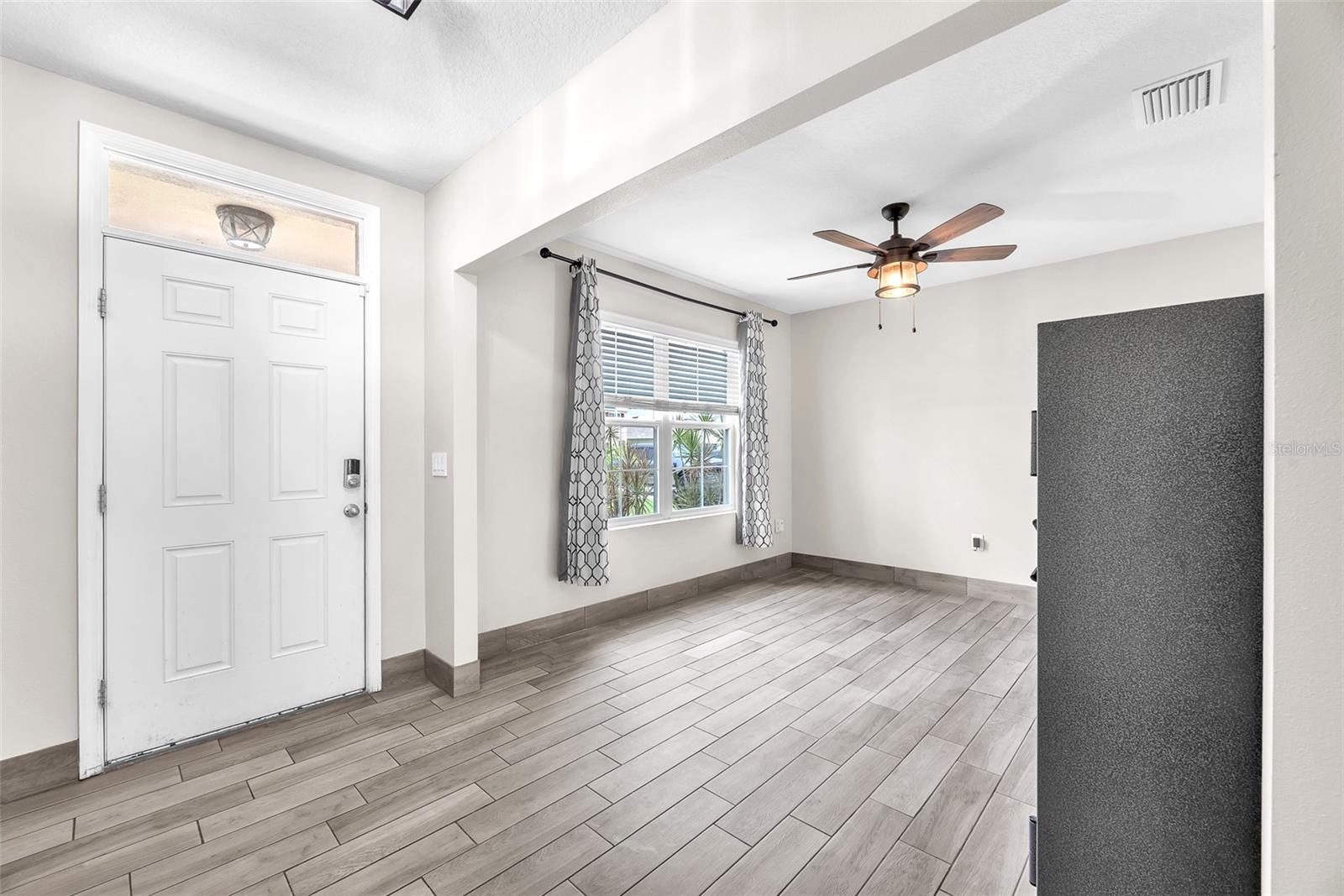 Image 4 of 28 For 14135 Arbor Pines Drive