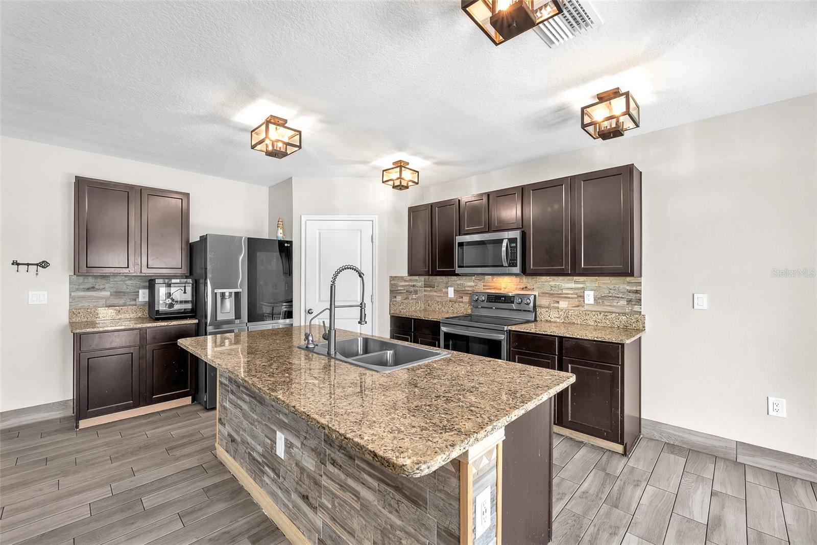 Image 6 of 28 For 14135 Arbor Pines Drive