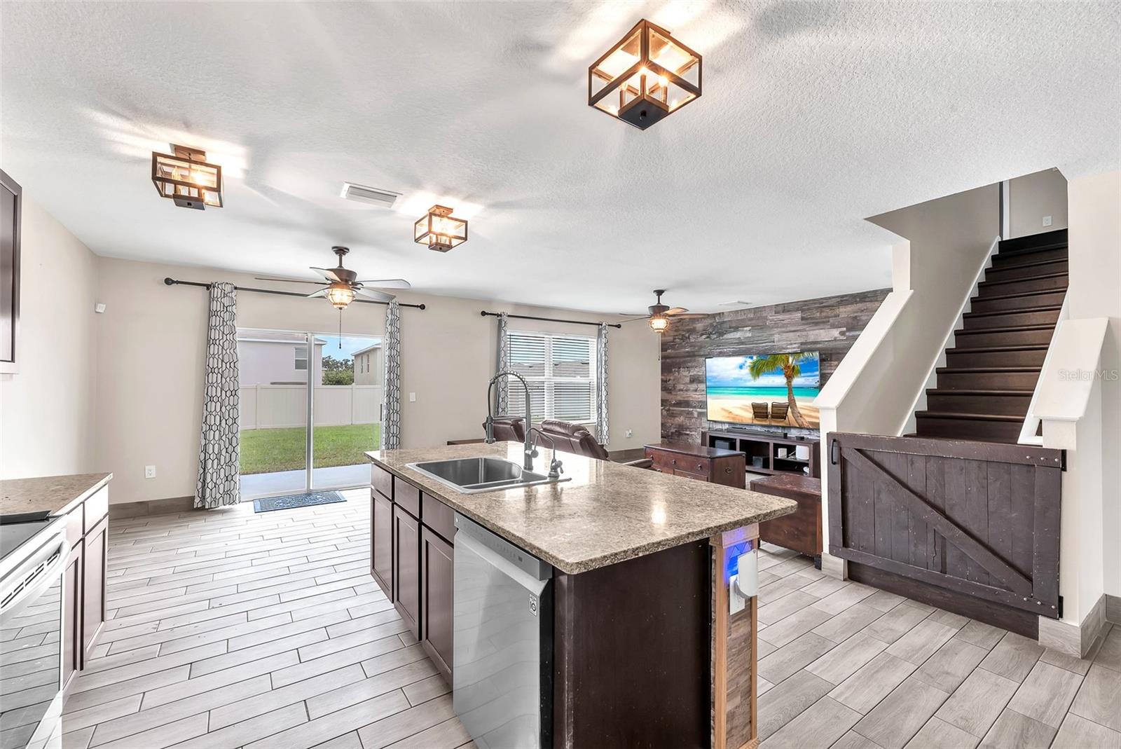 Image 8 of 28 For 14135 Arbor Pines Drive