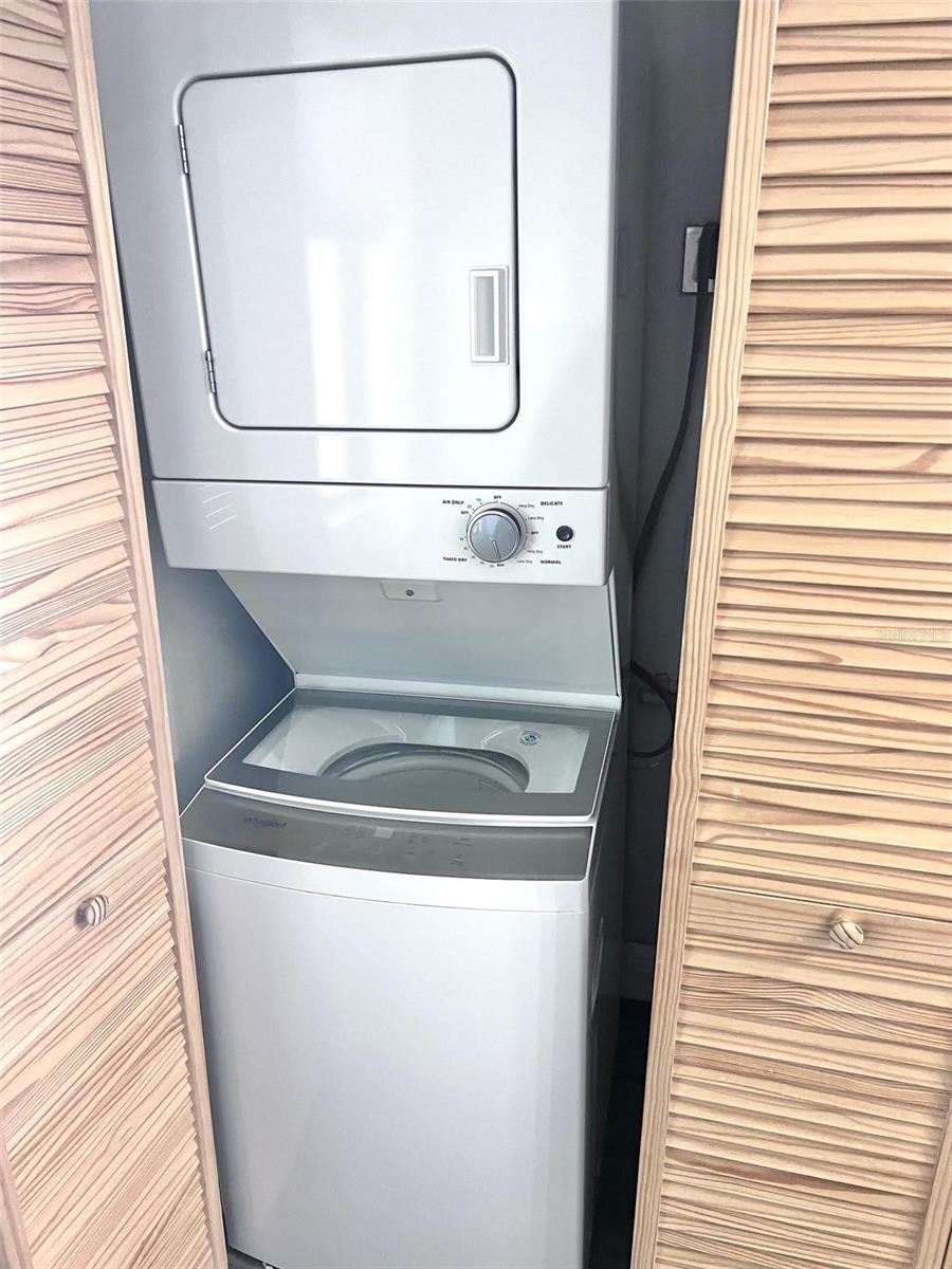 Image 19 of 68 For 8210 Aquila Street 227