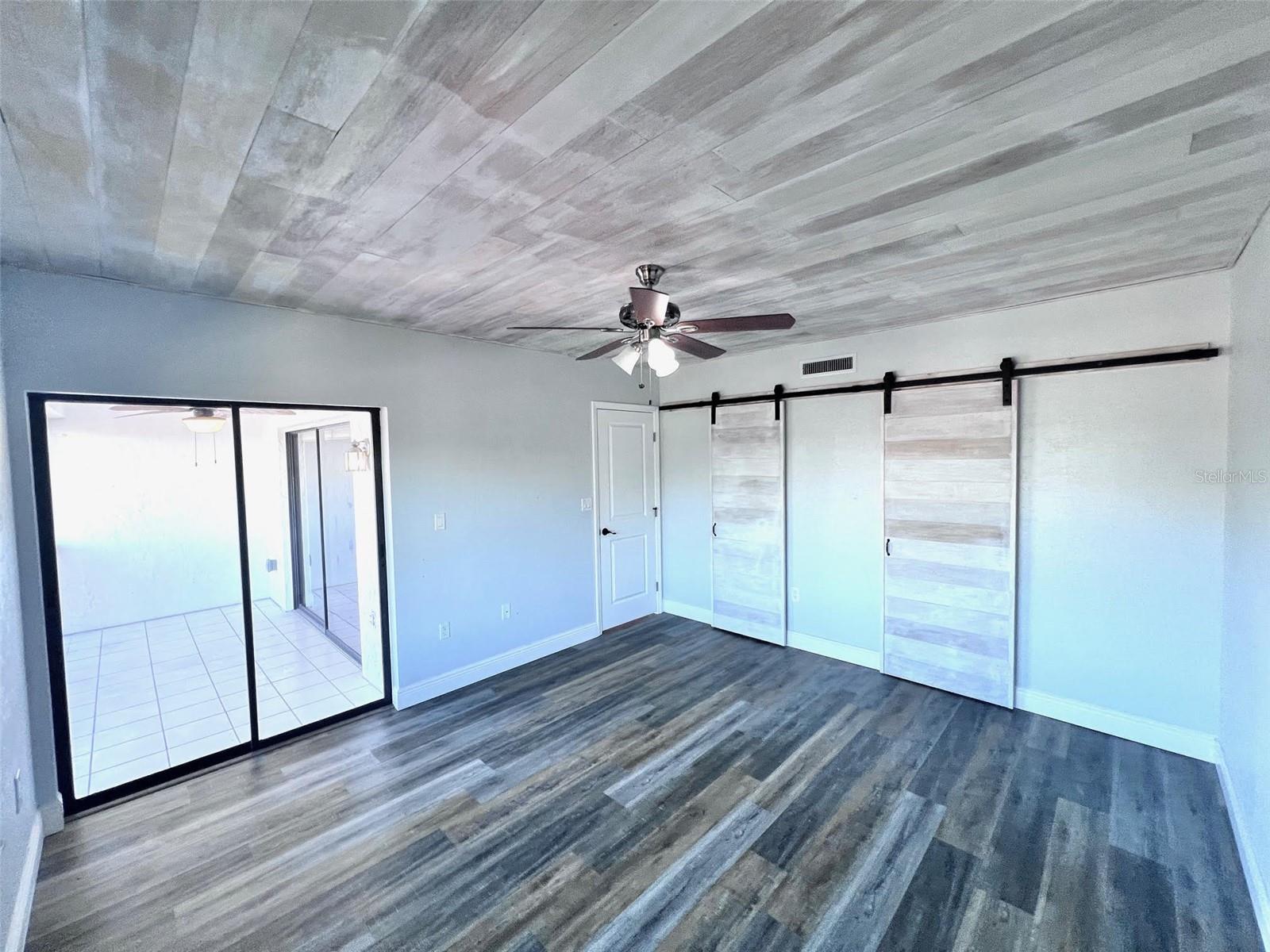 Image 30 of 68 For 8210 Aquila Street 227