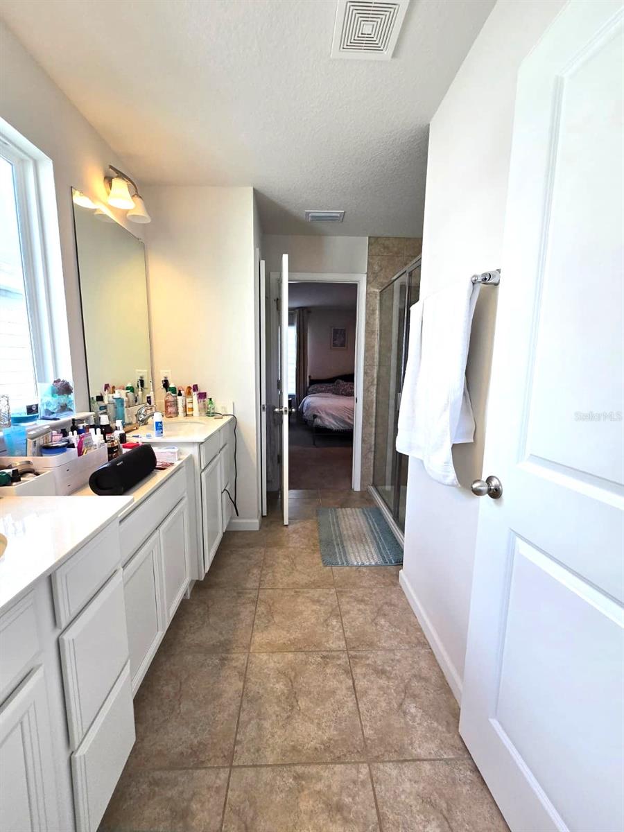 Image 12 of 22 For 10682 Old Sycamore Loop