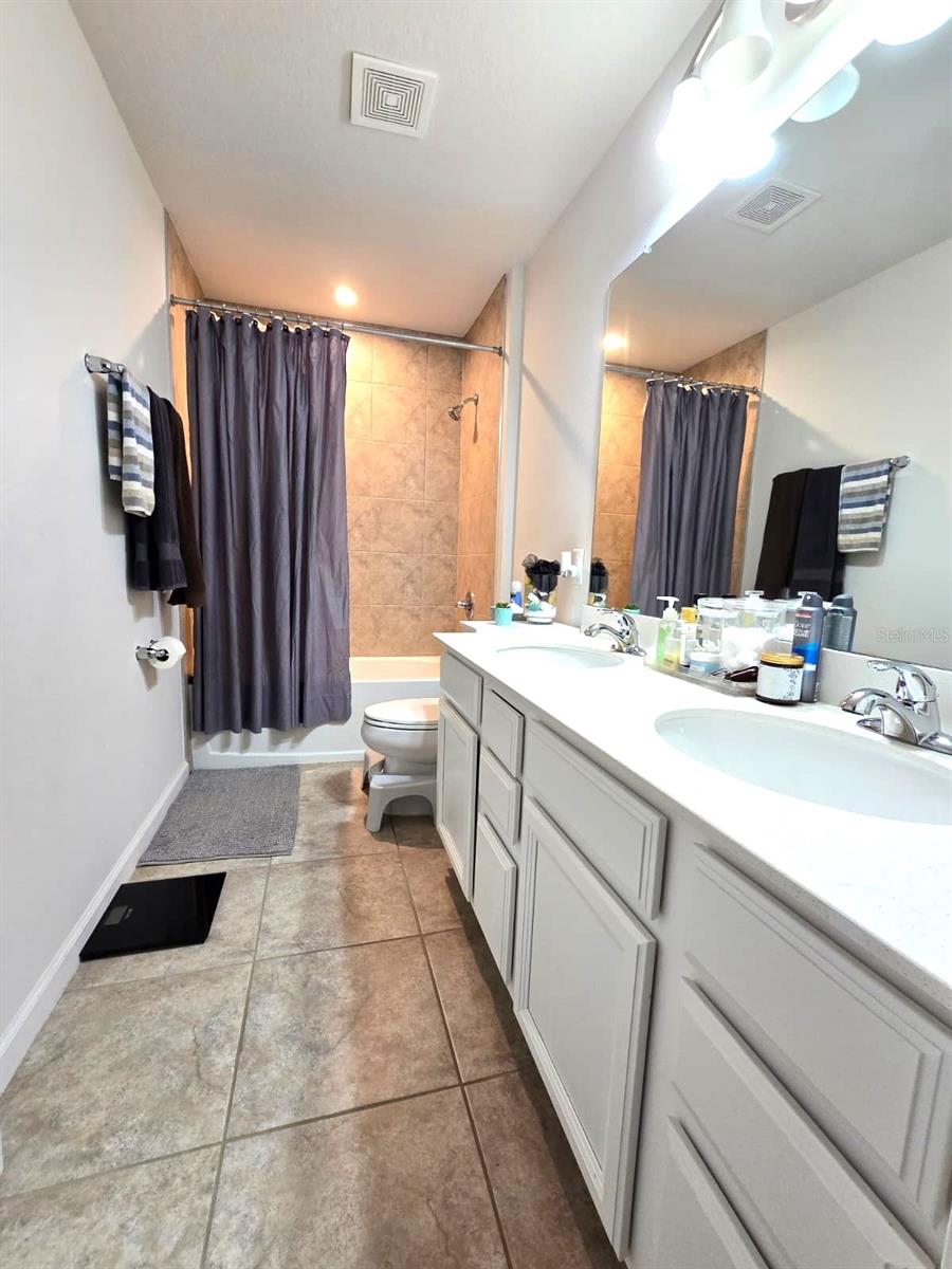 Image 19 of 22 For 10682 Old Sycamore Loop