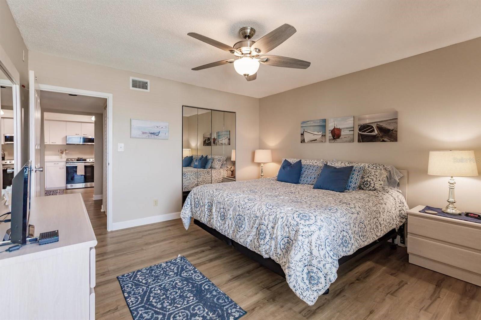 Image 18 of 27 For 1125 Peppertree Drive 701