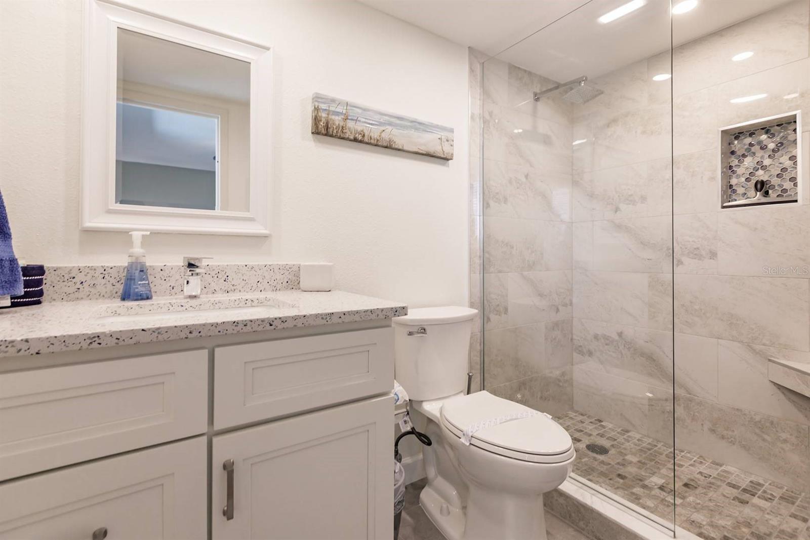 Image 19 of 27 For 1125 Peppertree Drive 701