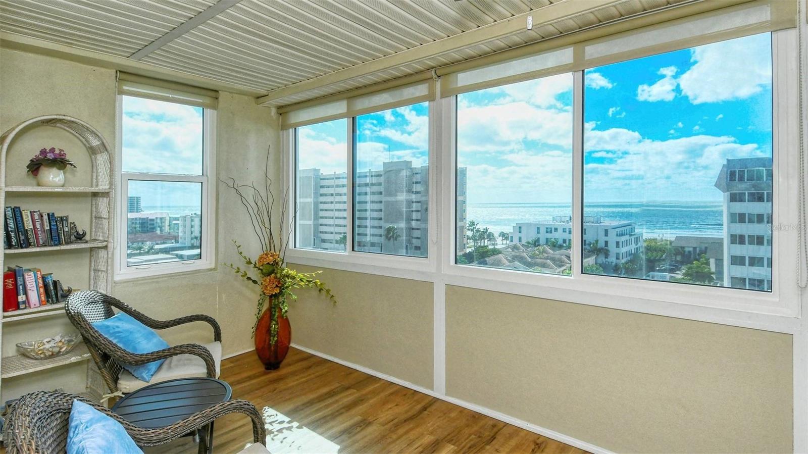 Image 25 of 27 For 1125 Peppertree Drive 701