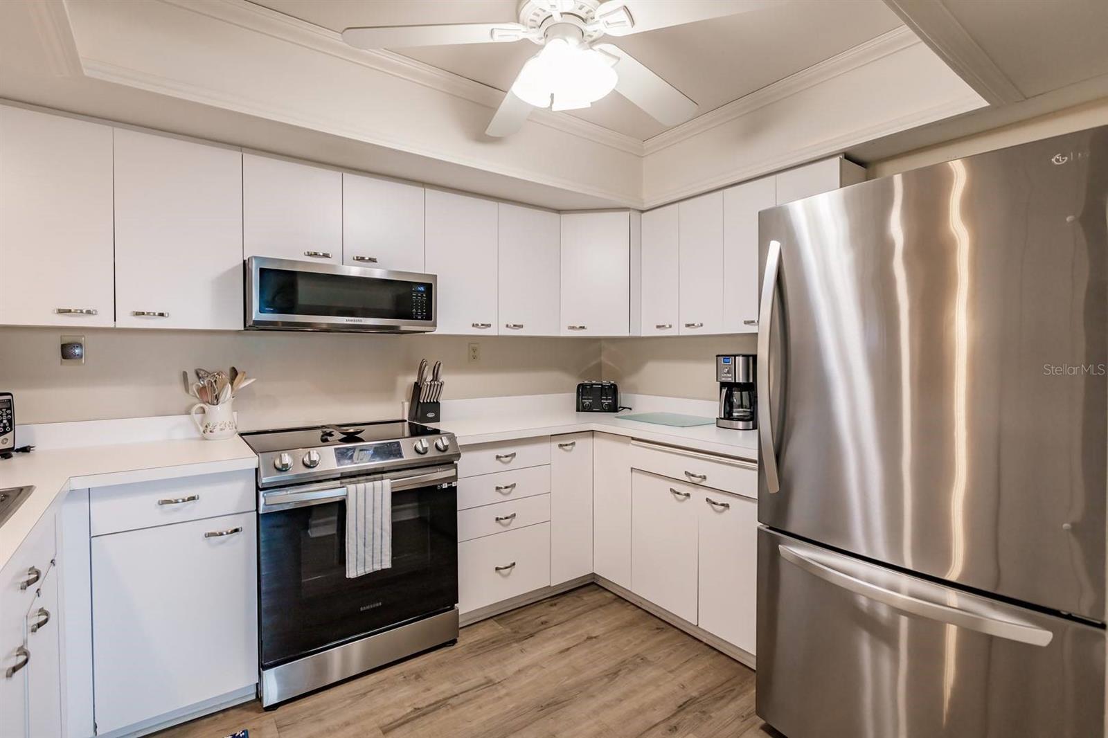 Image 5 of 27 For 1125 Peppertree Drive 701