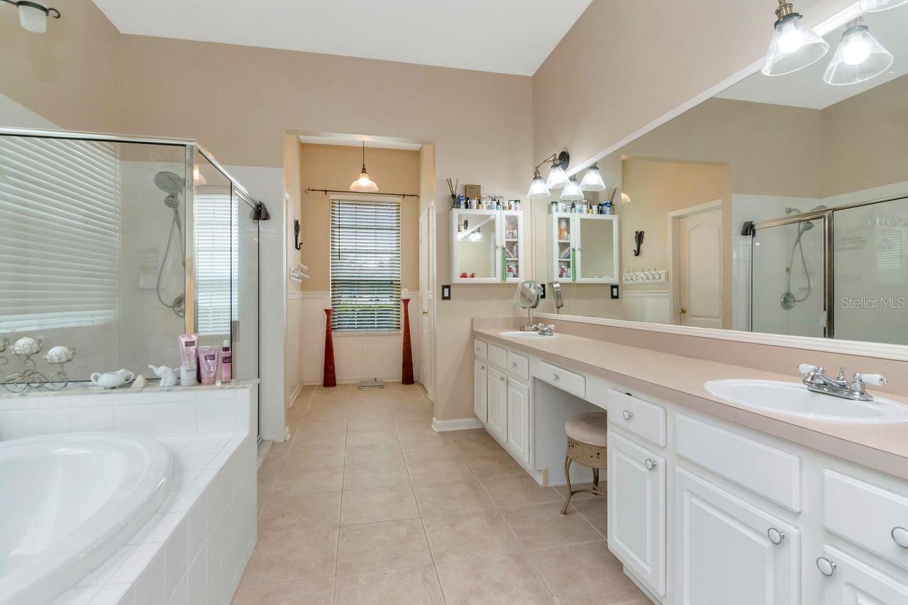 Image 29 of 42 For 26205 Sword Dancer Drive