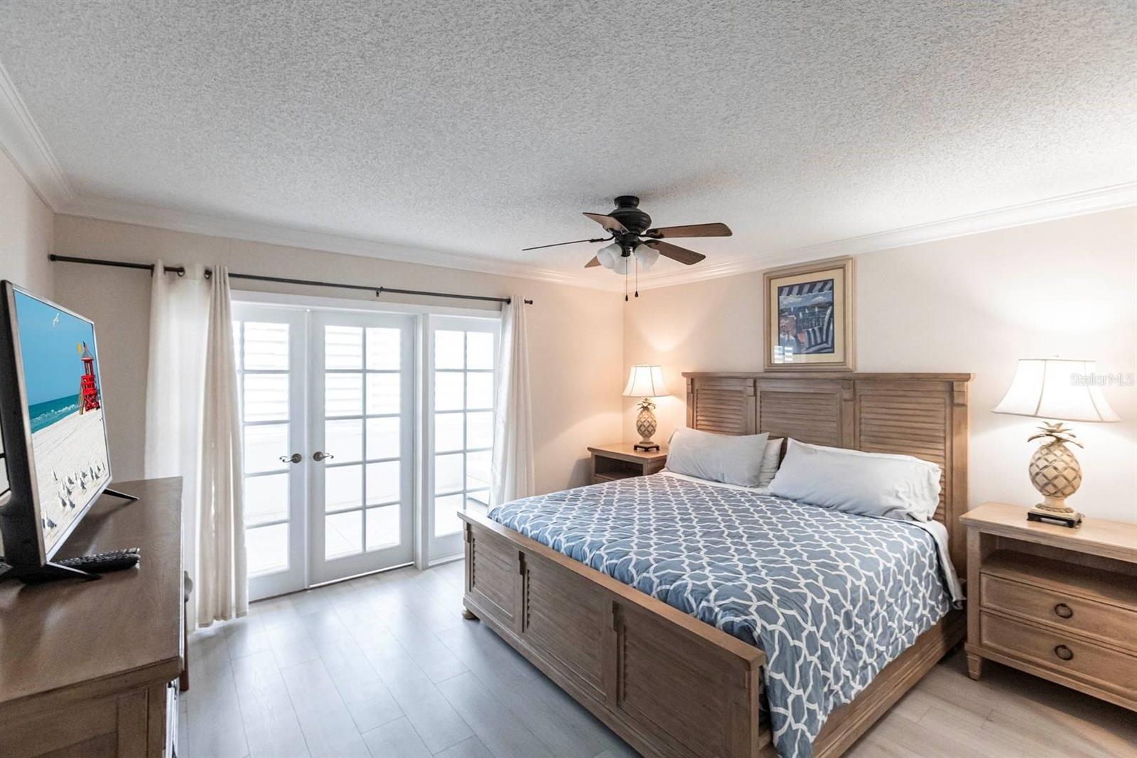 Image 12 of 25 For 1125 Peppertree Drive 707