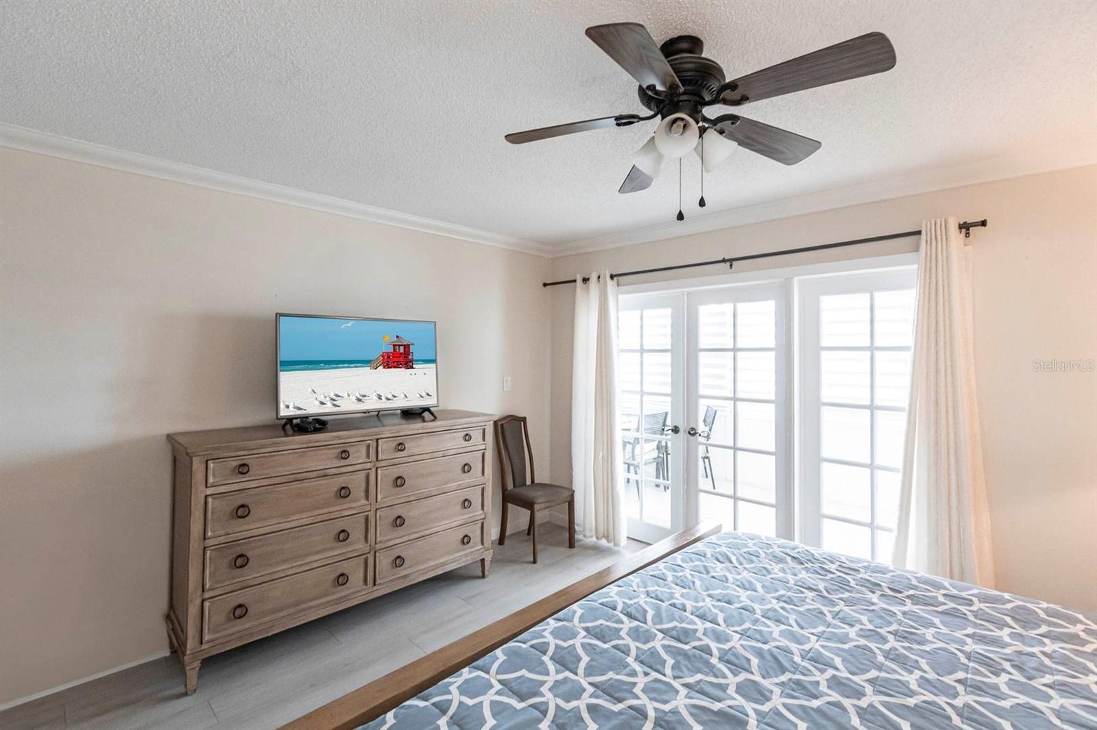 Image 13 of 25 For 1125 Peppertree Drive 707