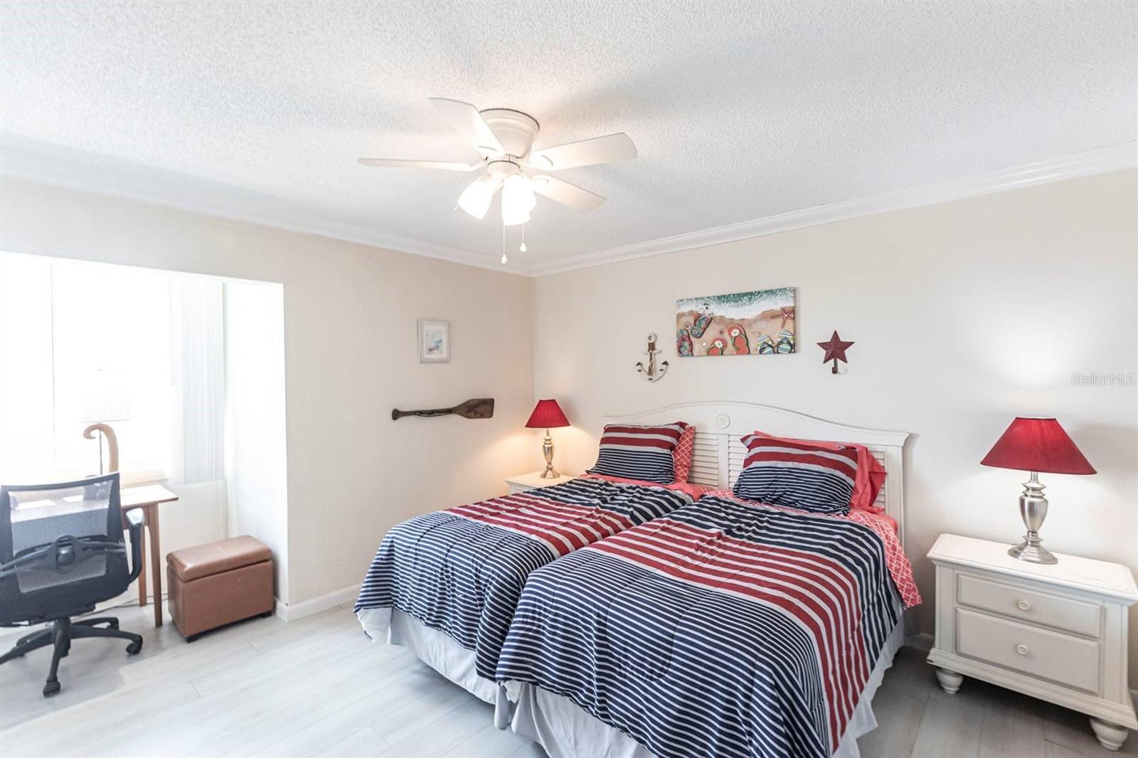 Image 16 of 25 For 1125 Peppertree Drive 707