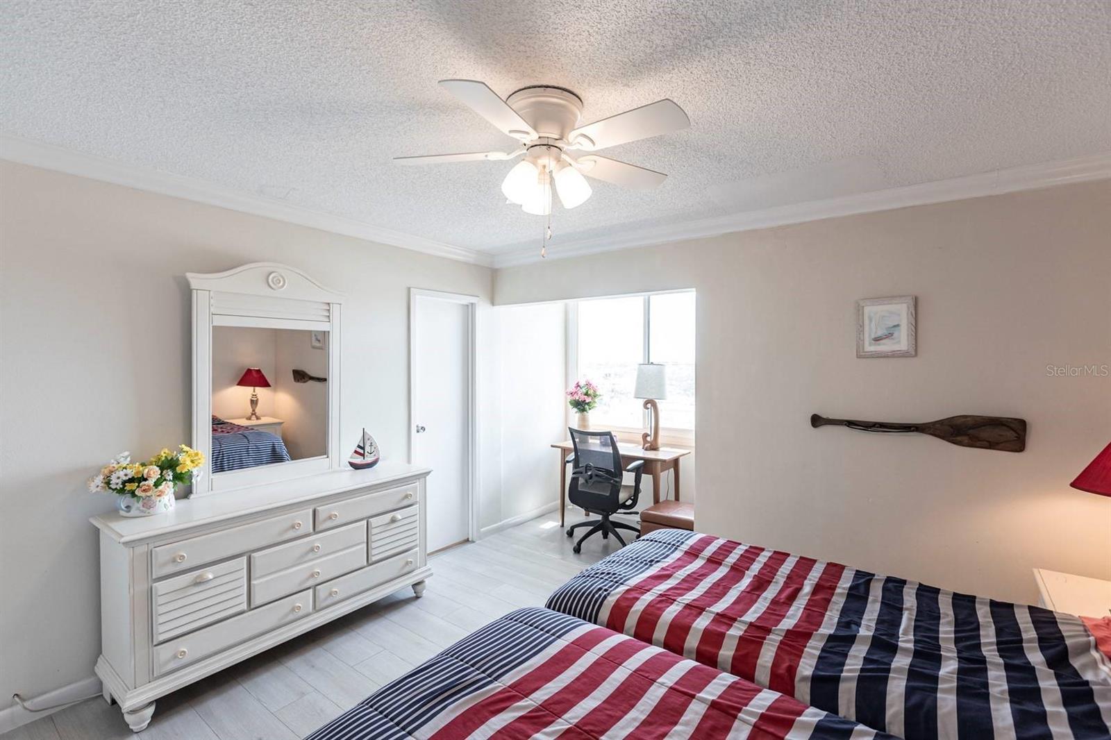 Image 18 of 25 For 1125 Peppertree Drive 707