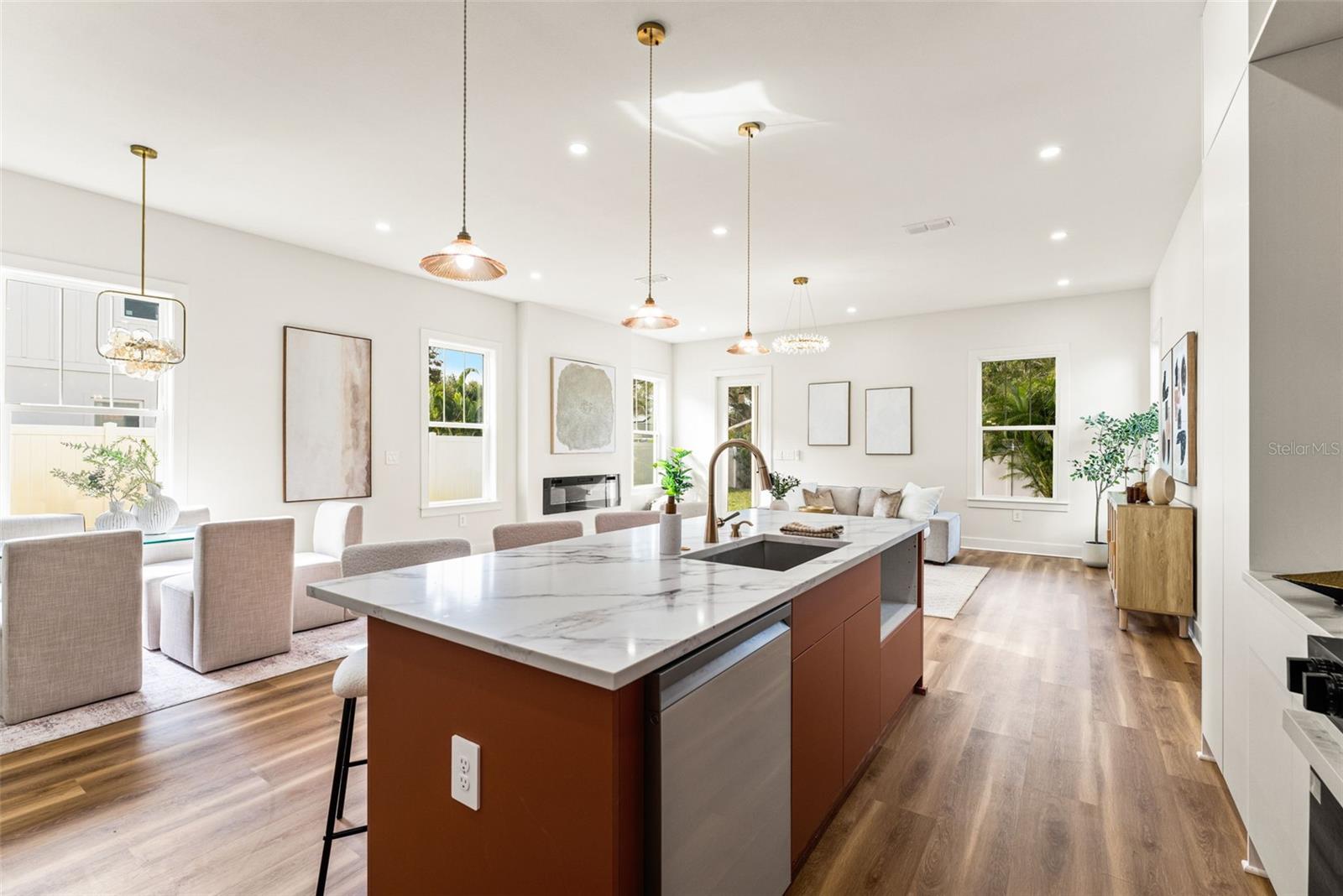 Image 11 of 51 For 10164 Hodson Place