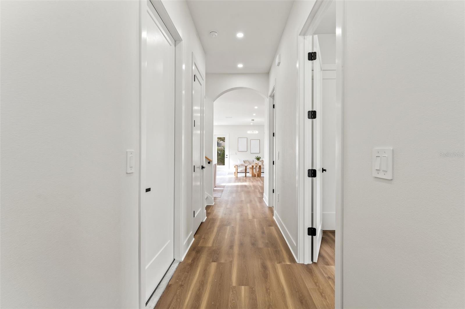 Image 15 of 51 For 10164 Hodson Place