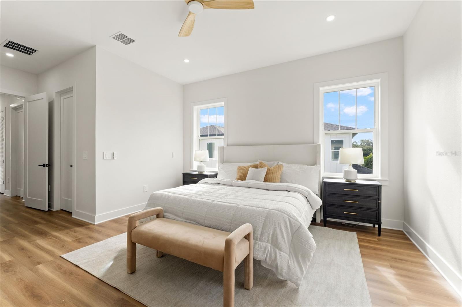 Image 27 of 51 For 10164 Hodson Place