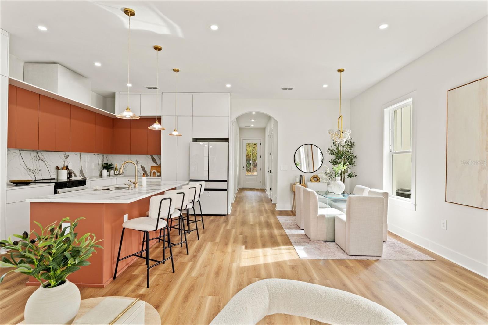 Image 8 of 51 For 10164 Hodson Place