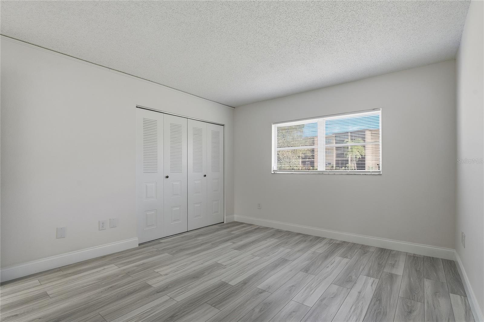 Image 22 of 47 For 1375 Doolittle Lane 103