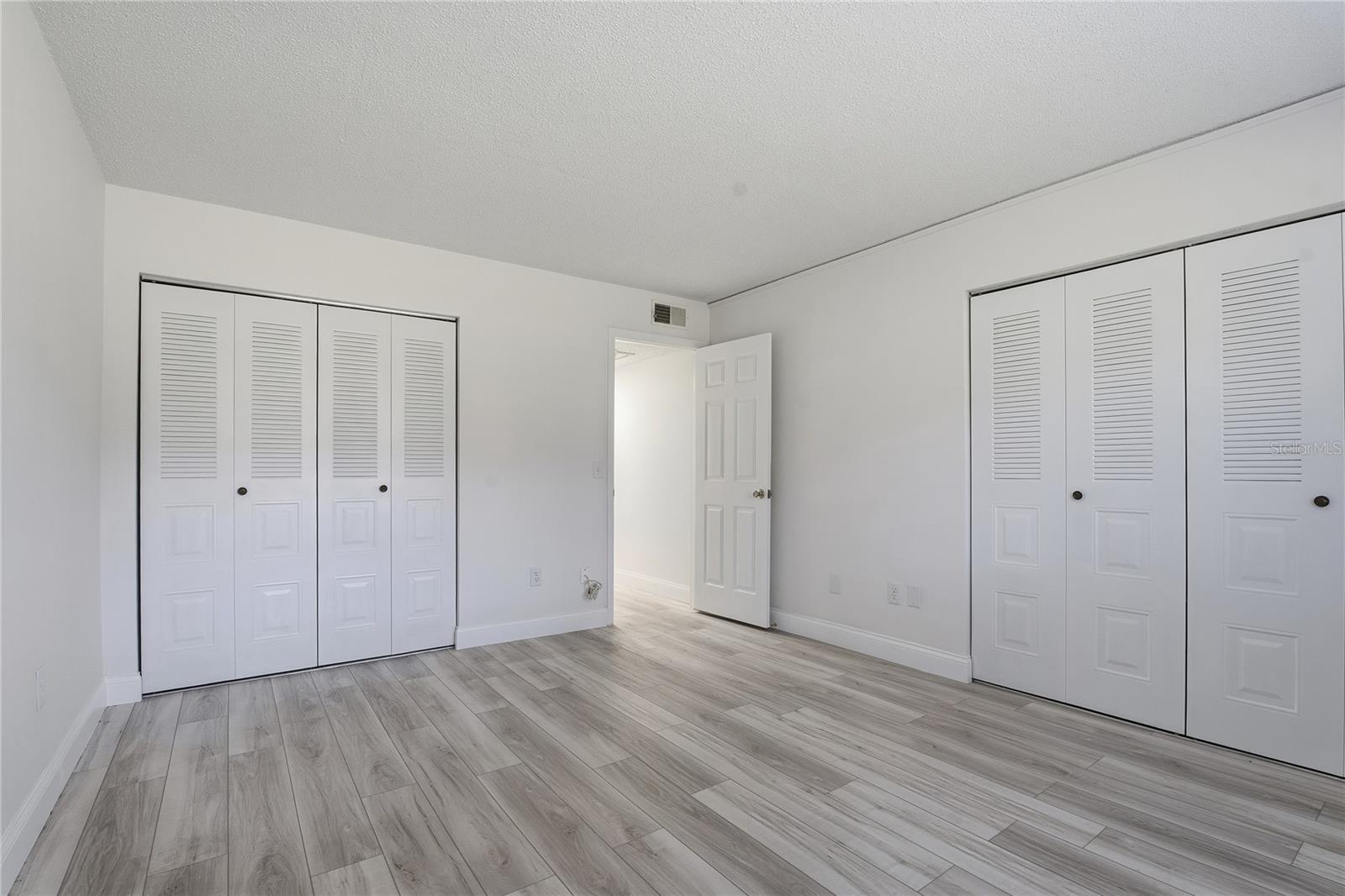 Image 24 of 47 For 1375 Doolittle Lane 103