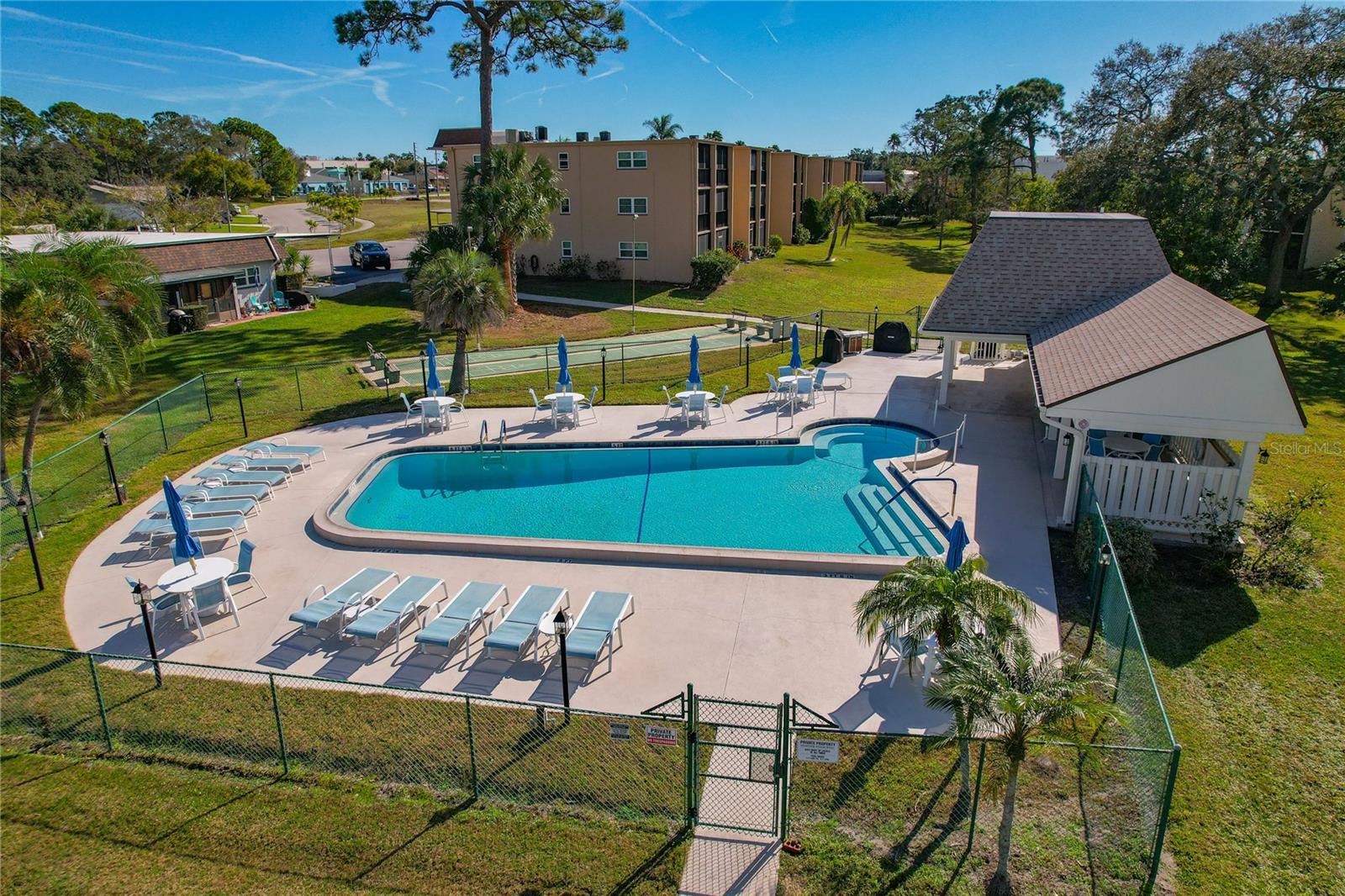 Image 37 of 47 For 1375 Doolittle Lane 103