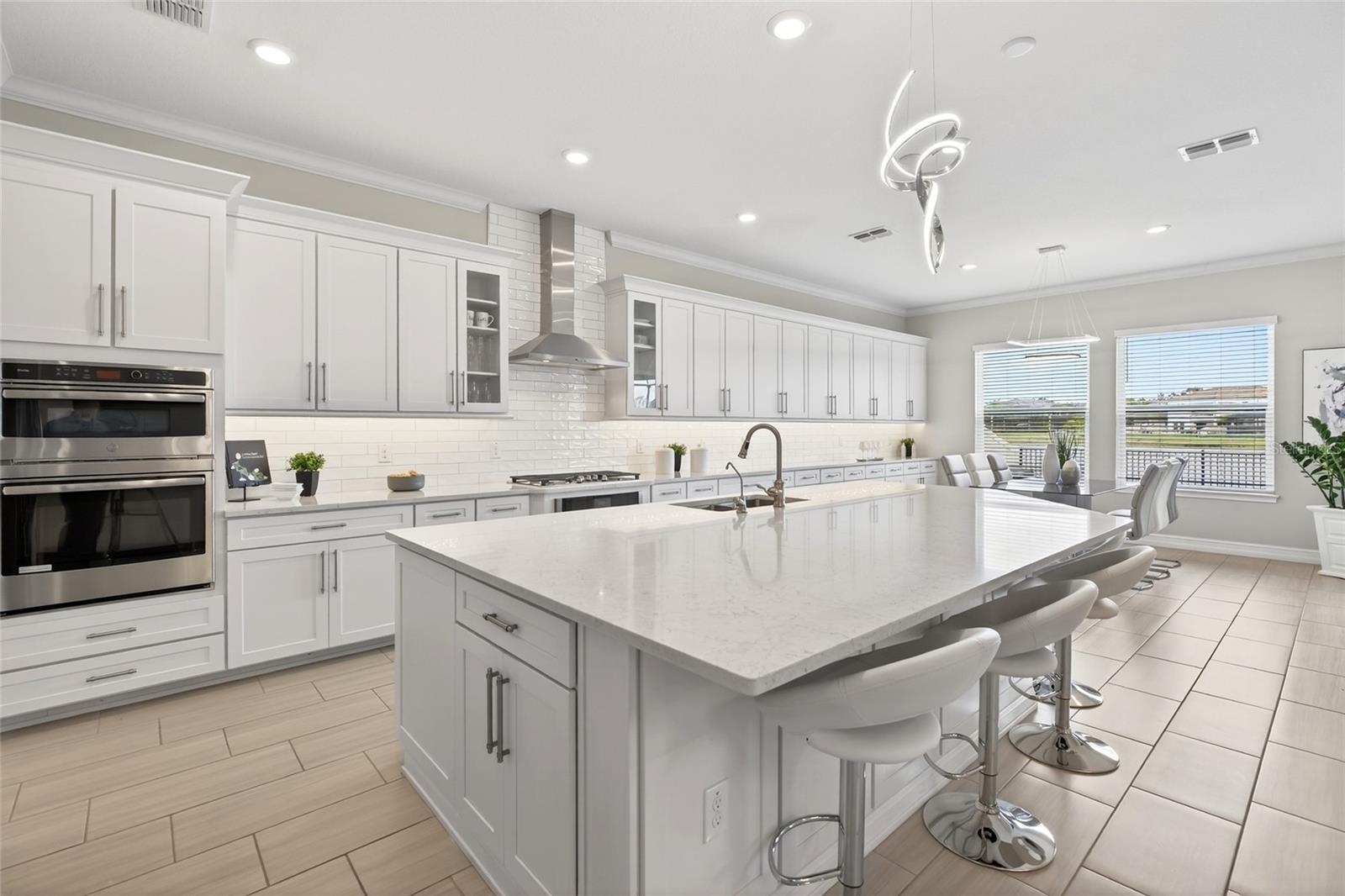 Image 21 of 96 For 18215 Leafmore Street