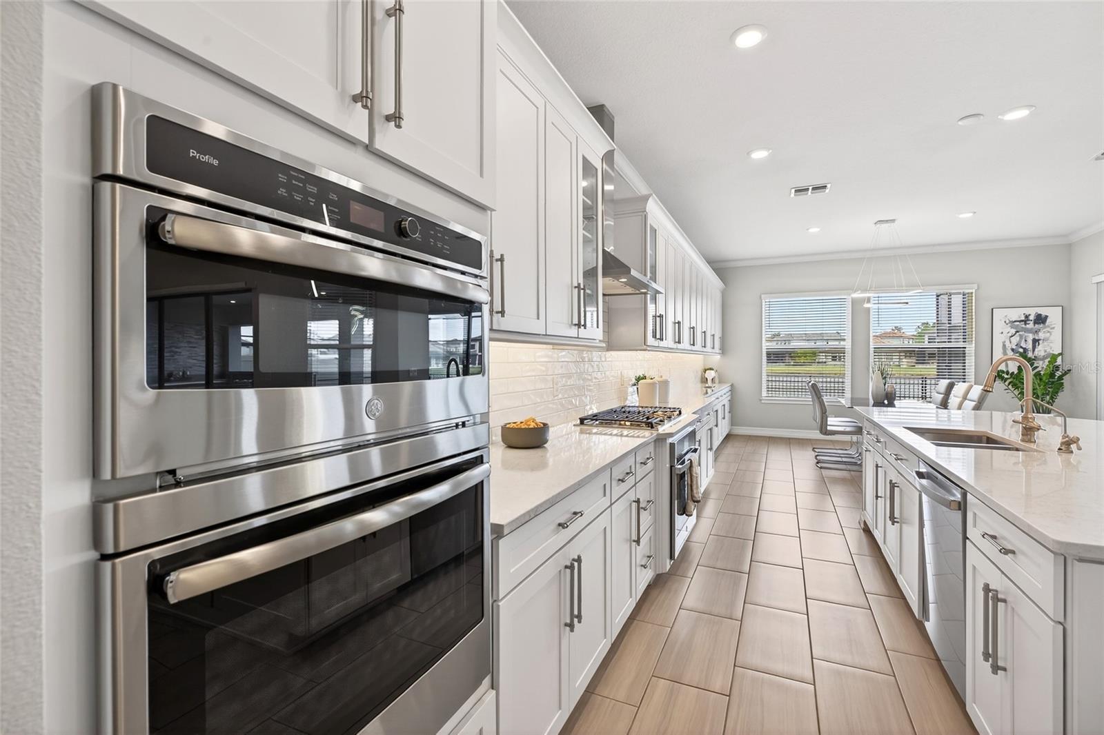 Image 23 of 96 For 18215 Leafmore Street