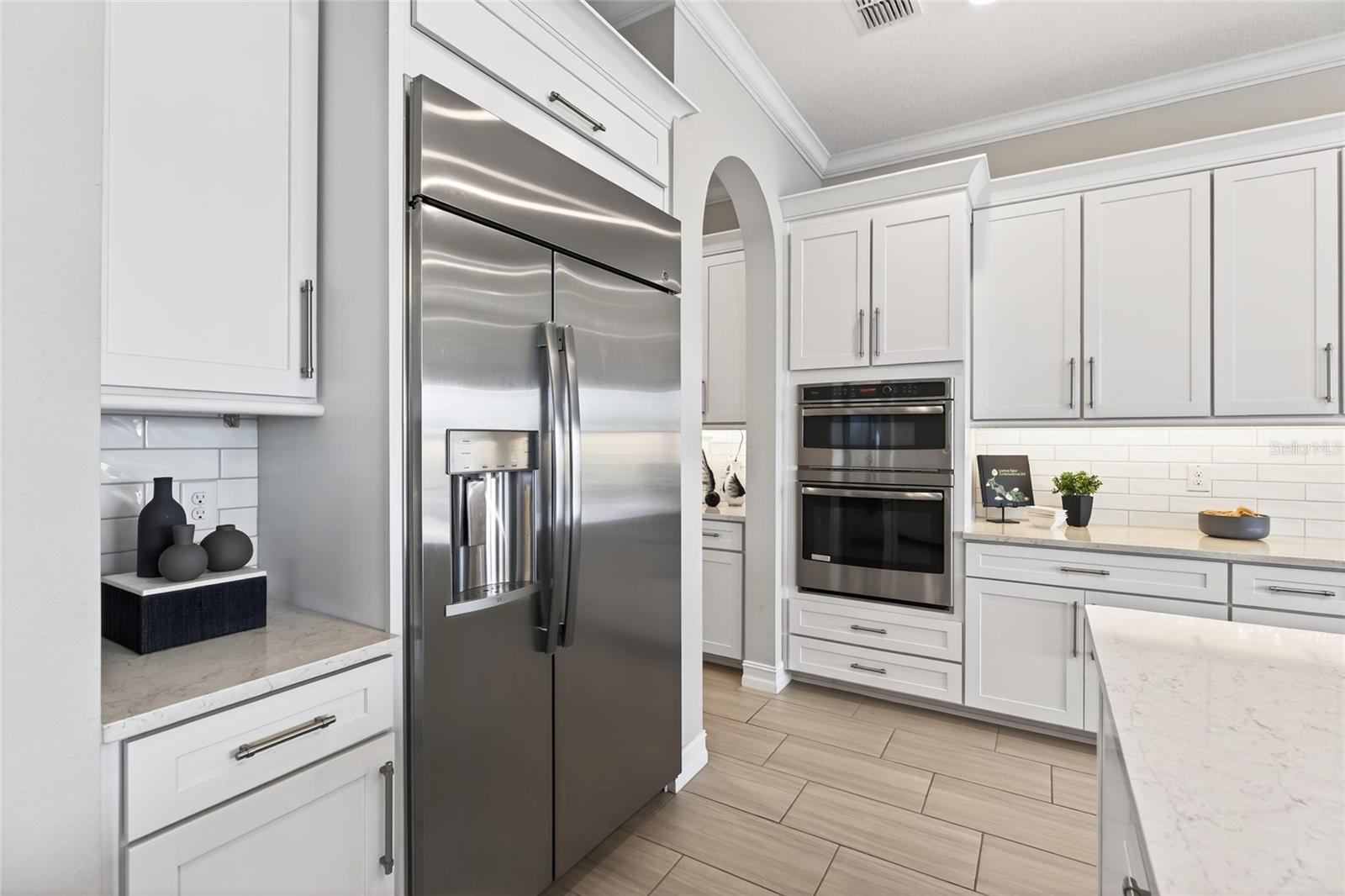 Image 24 of 96 For 18215 Leafmore Street