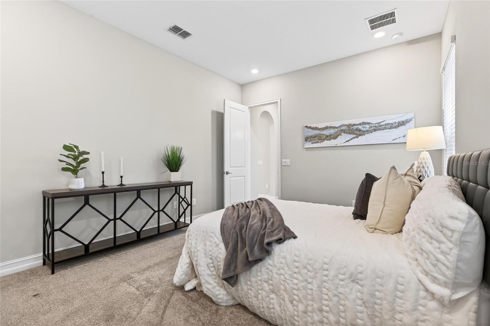 Image 31 of 96 For 18215 Leafmore Street