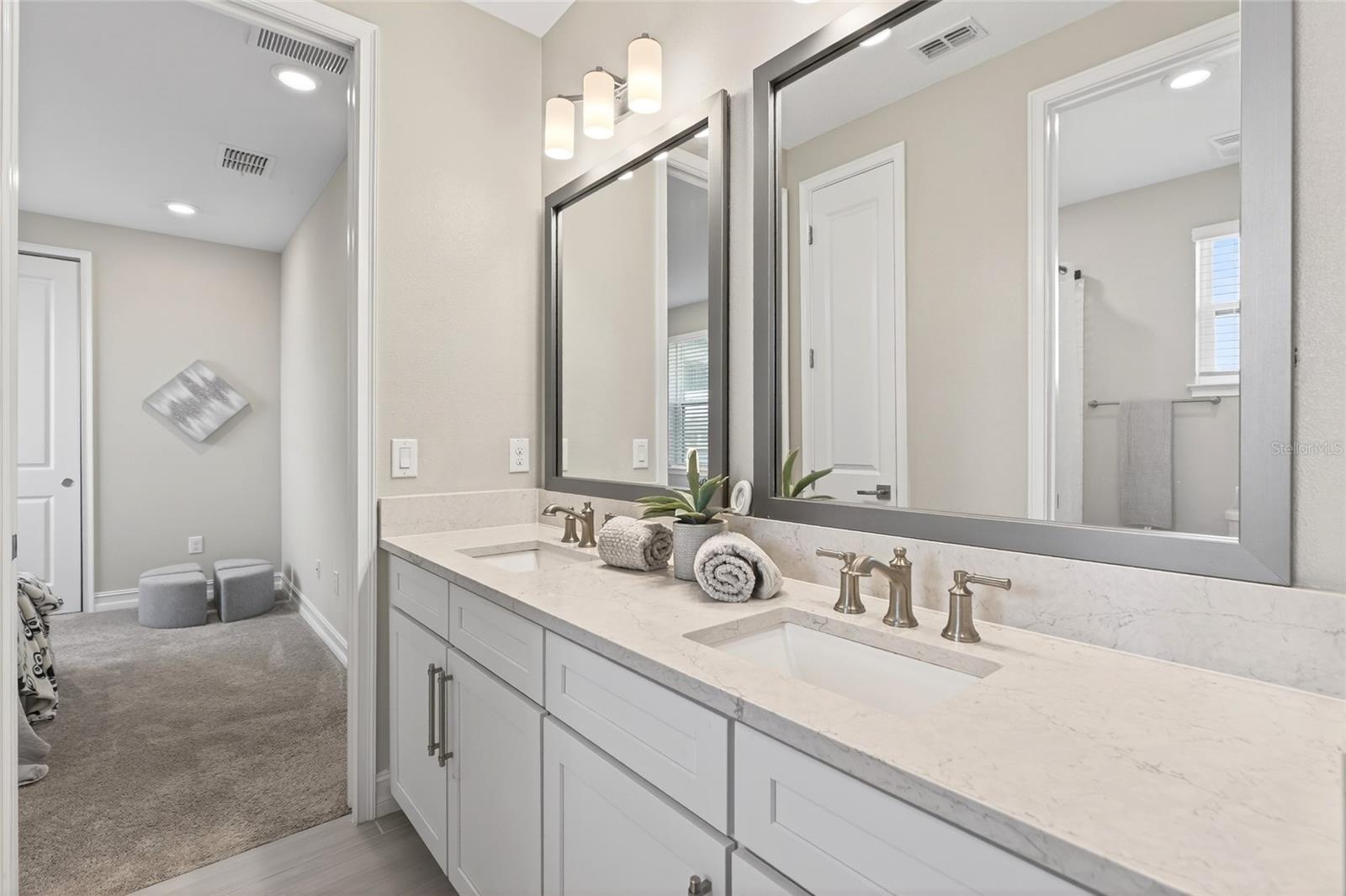 Image 44 of 96 For 18215 Leafmore Street