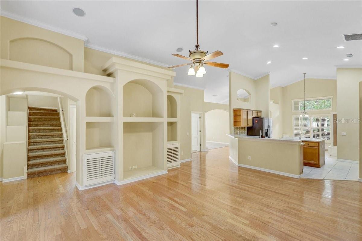 Image 16 of 48 For 15129 Shearcrest Drive