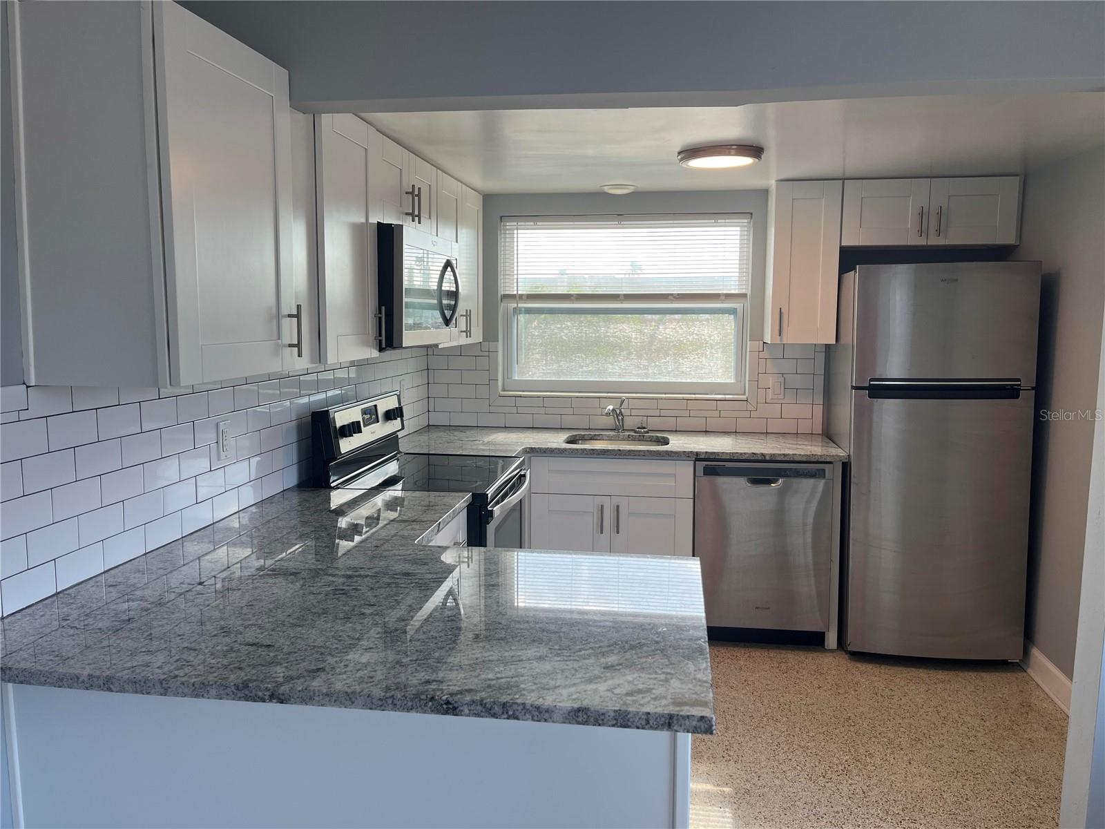 Image 8 of 17 For 11355 3rd Street E 4