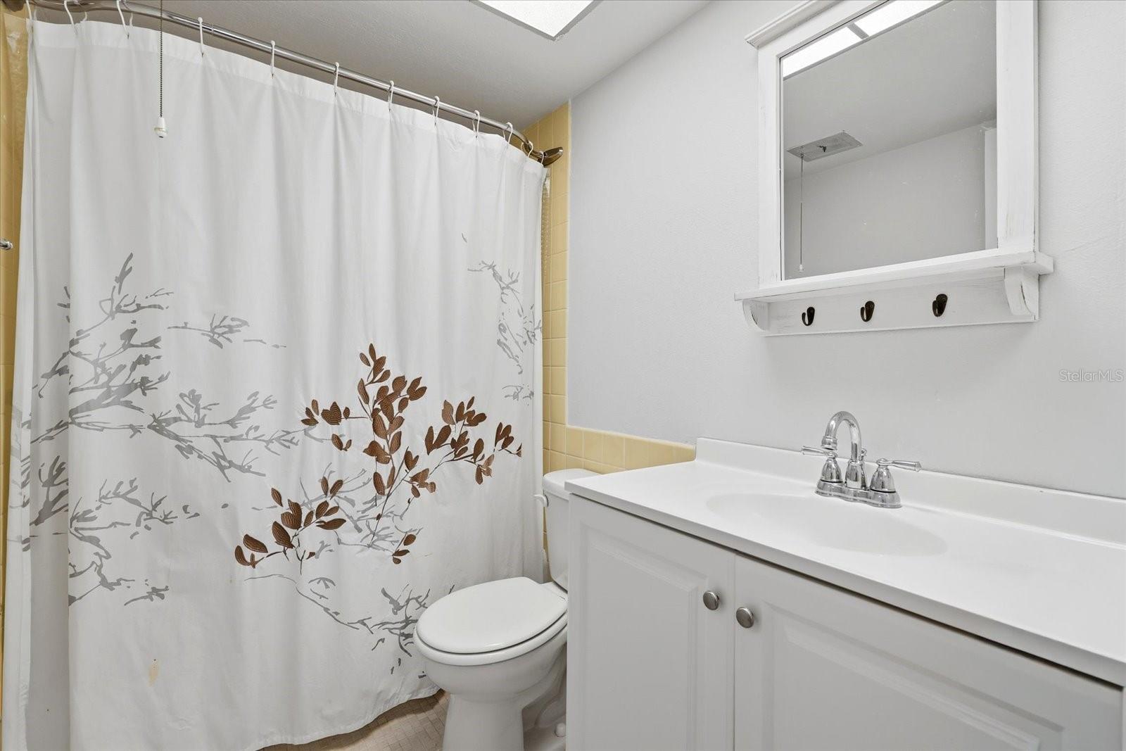 Image 11 of 23 For 1001 77th Avenue N 307