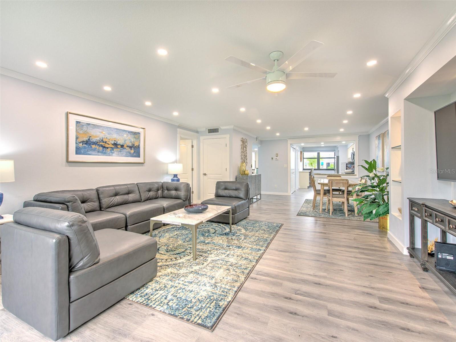 Image 14 of 58 For 706 Bayport Way 706